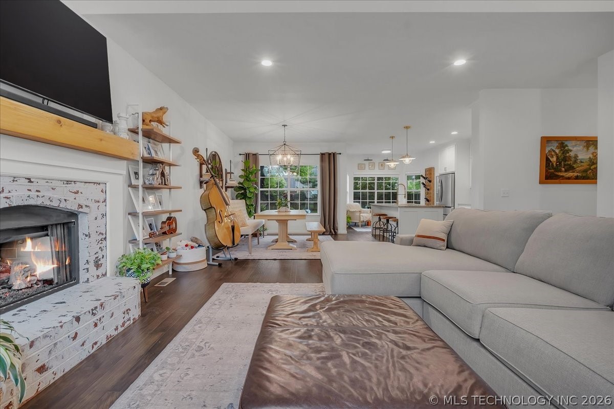 2812 E 102nd Place Tulsa OK 74137