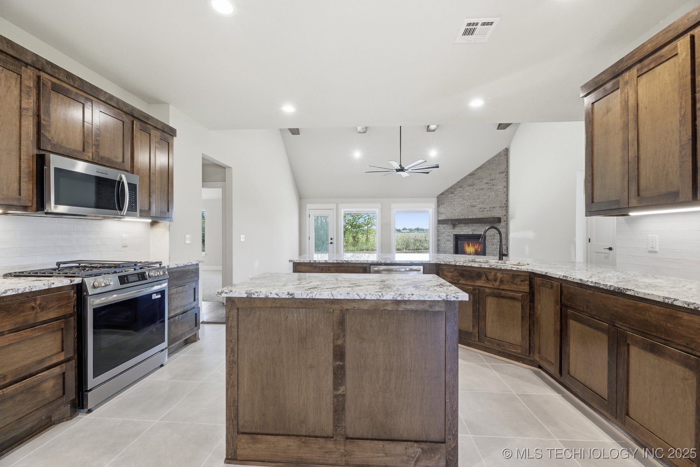 10625 S 233rd Eastavenue Broken Arrow OK 74014