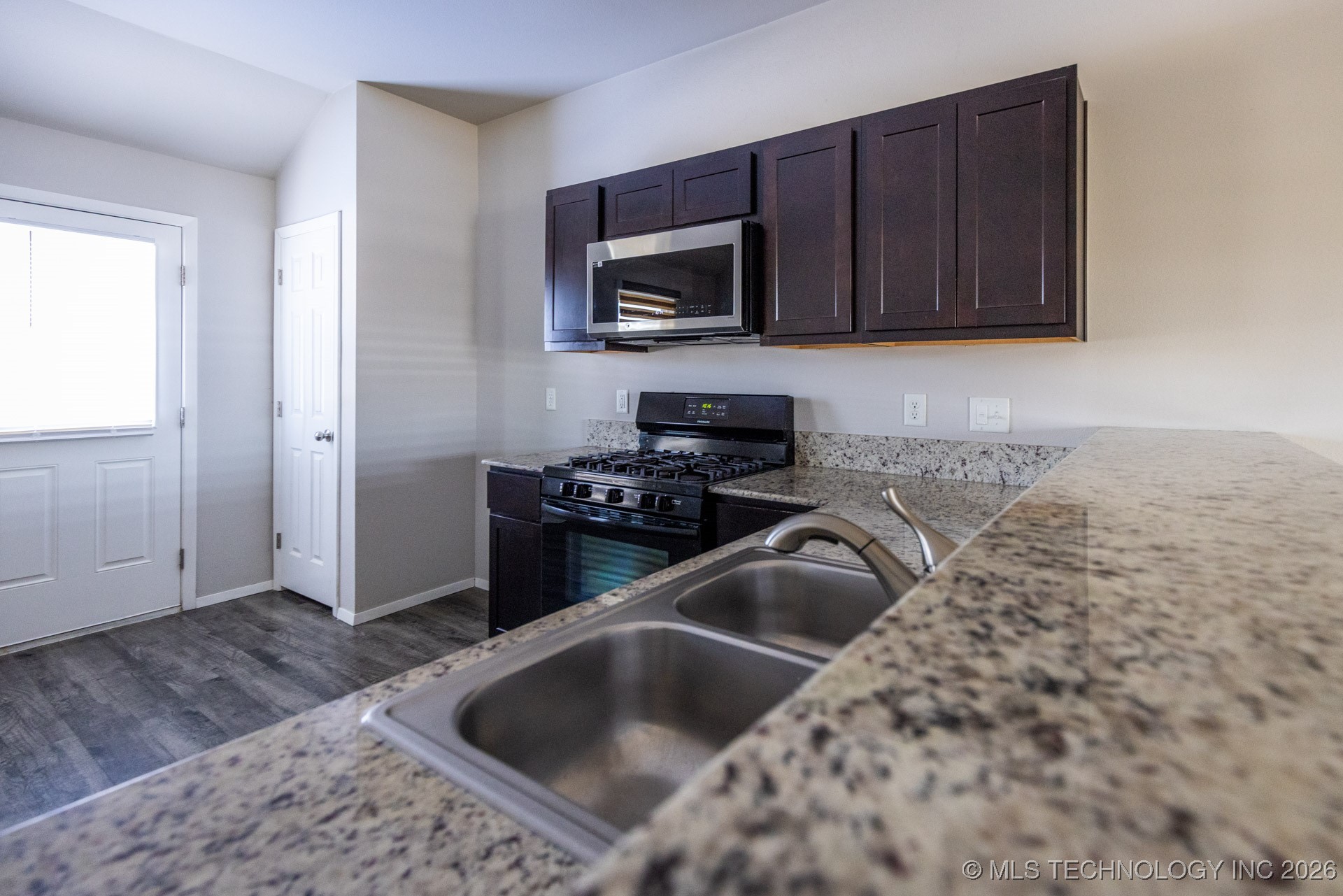 1208 E Richmond Street Broken Arrow OK 74012