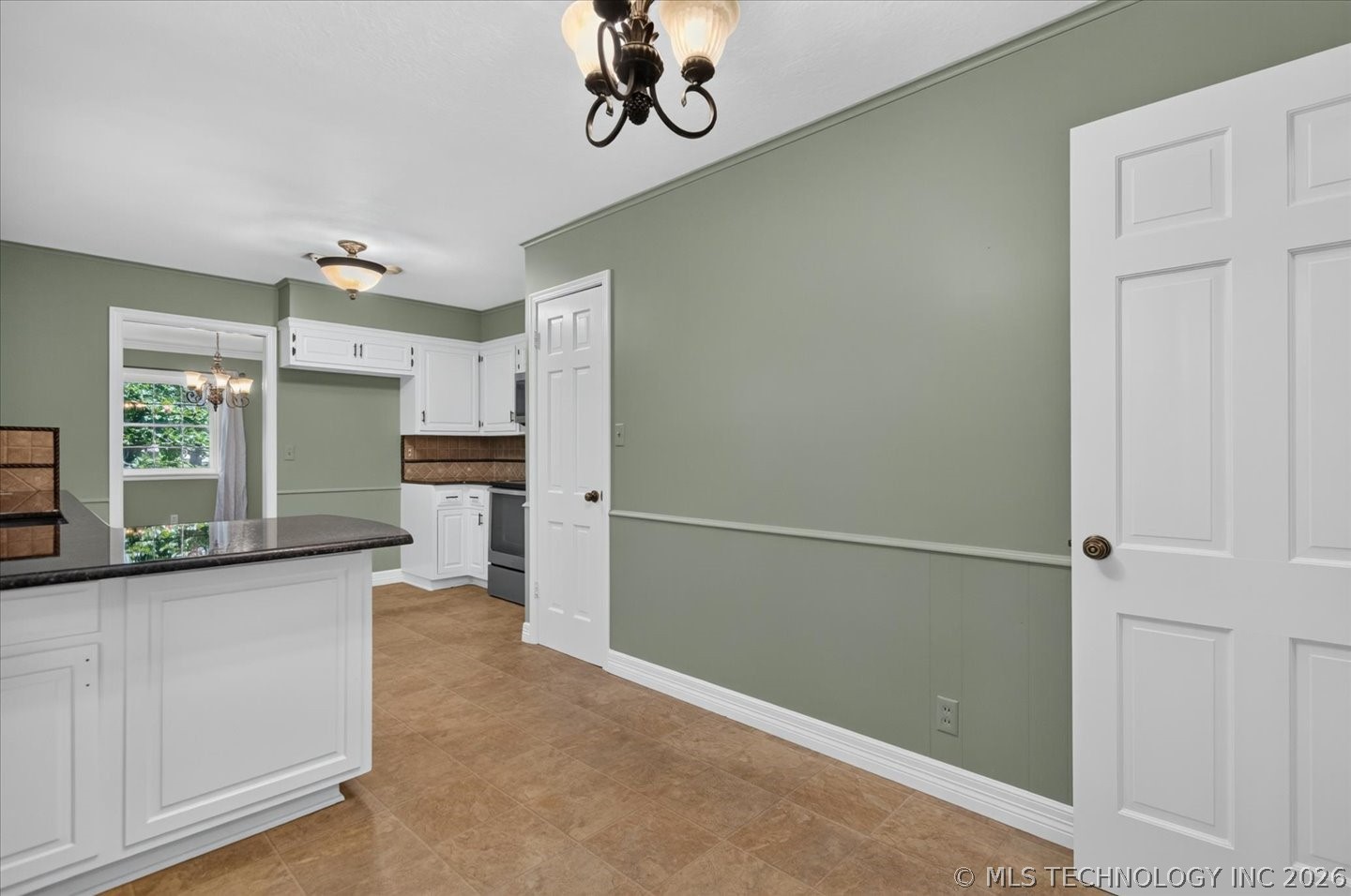 1902 Skyline Place Bartlesville OK 74006