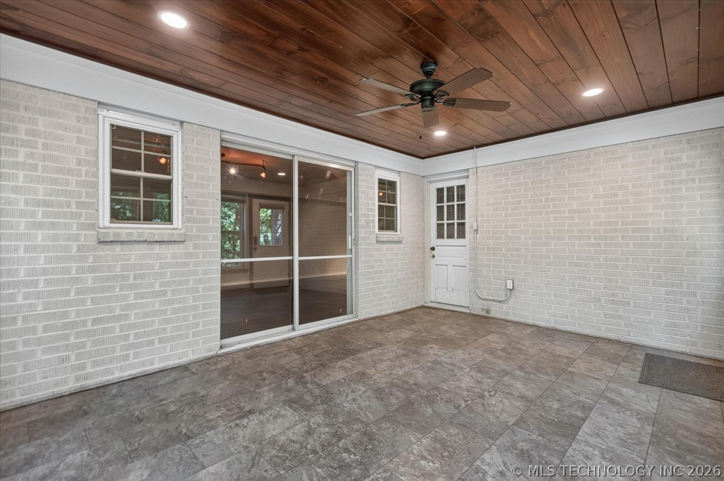 1902 Skyline Place Bartlesville OK 74006