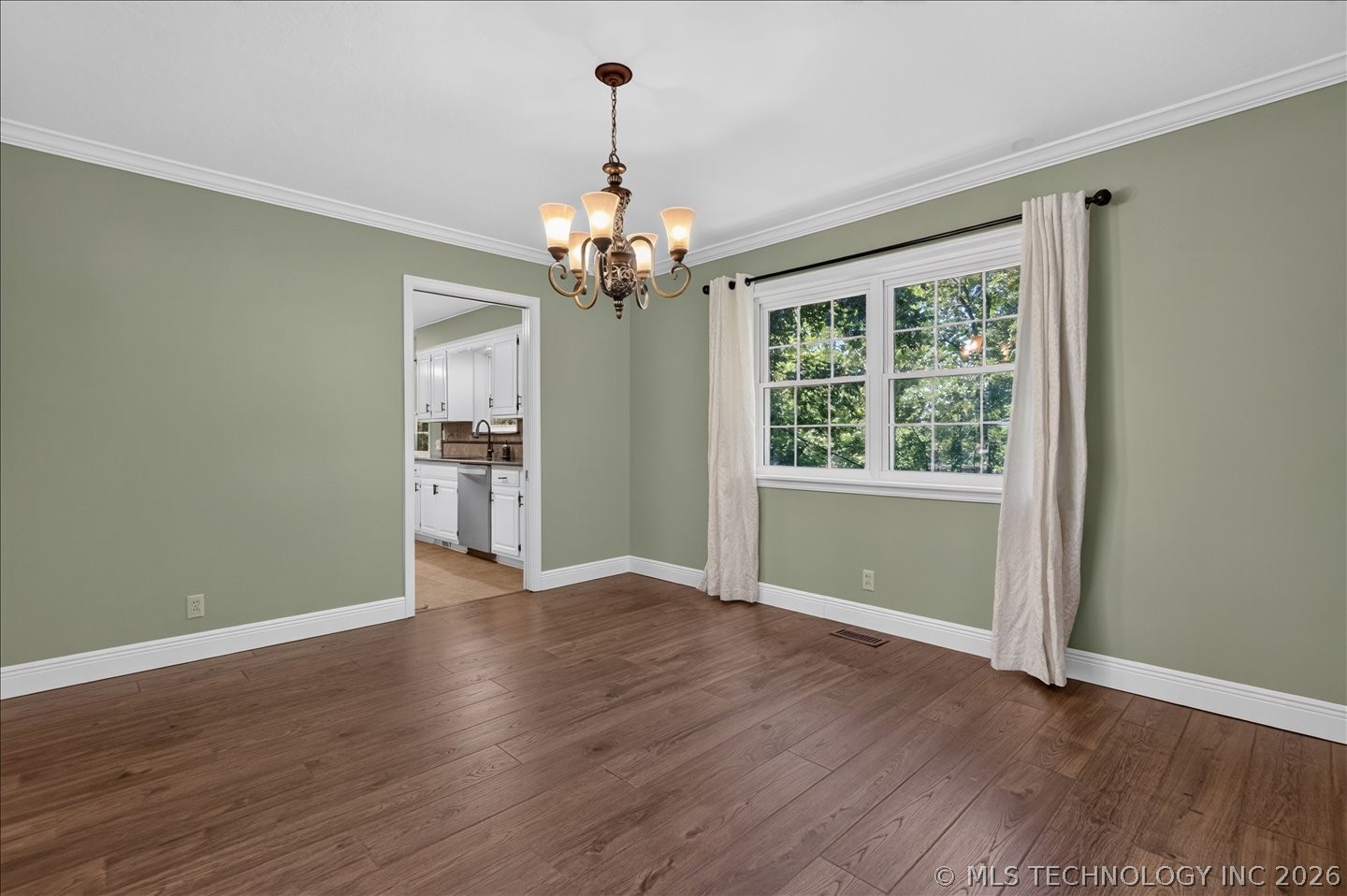 1902 Skyline Place Bartlesville OK 74006