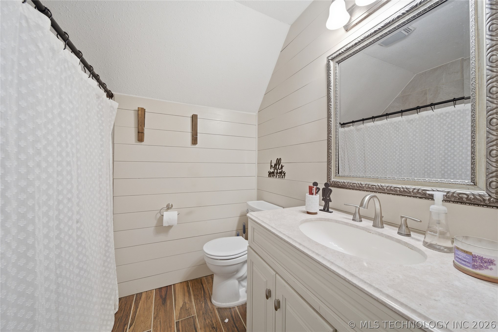 1112 W Queens Place Broken Arrow OK 74012