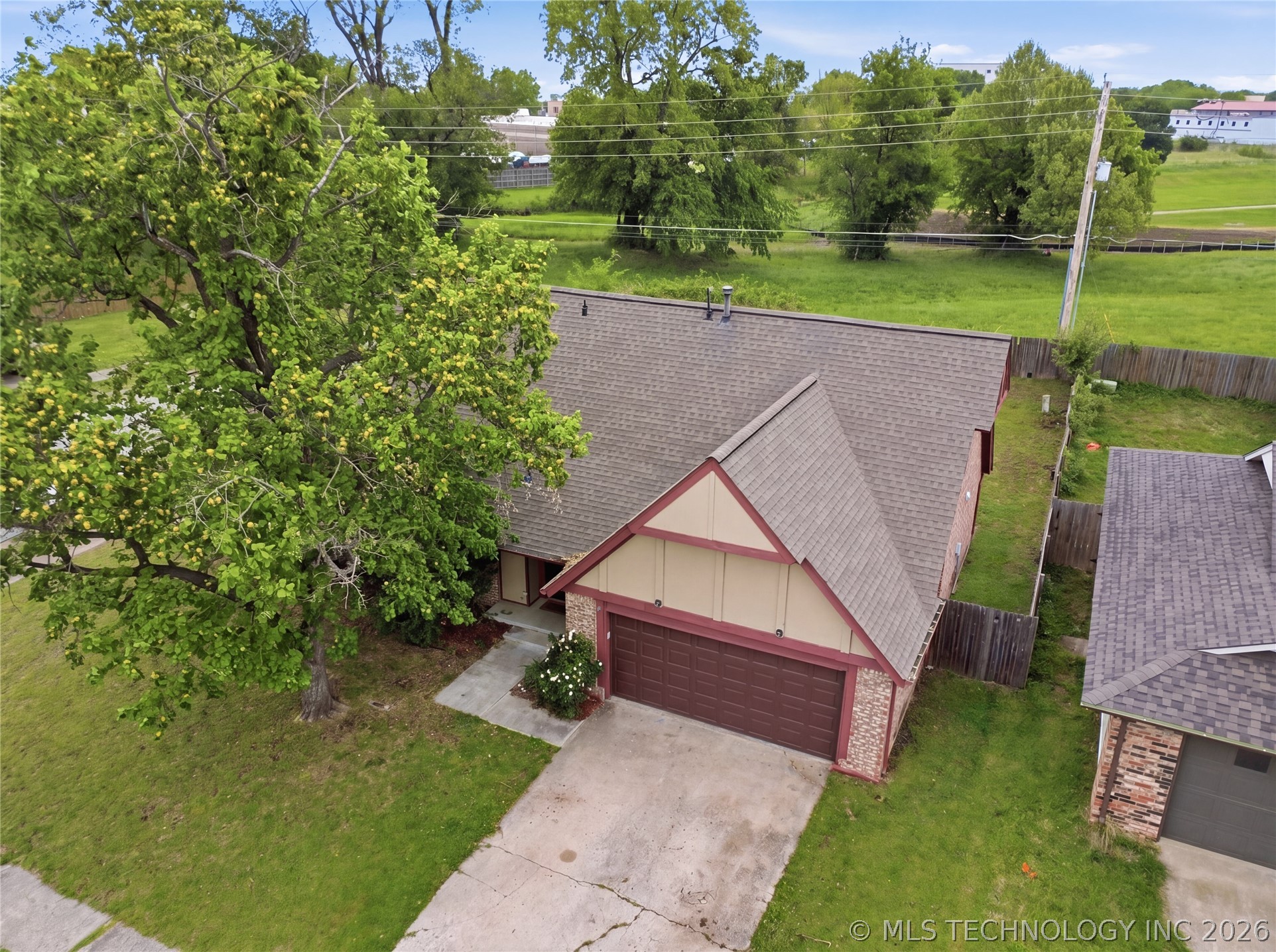 1112 W Queens Place Broken Arrow OK 74012
