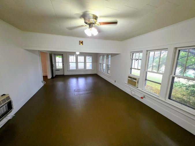 128 S 4th Street Okemah OK 74859