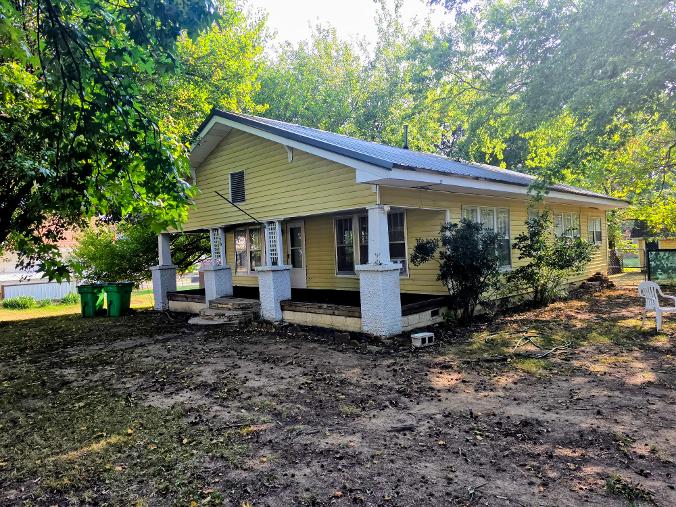 128 S 4th Street Okemah OK 74859