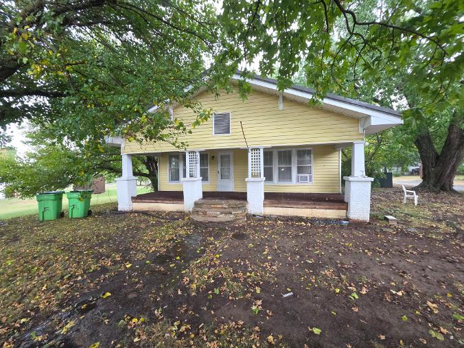 128 S 4th Street Okemah OK 74859
