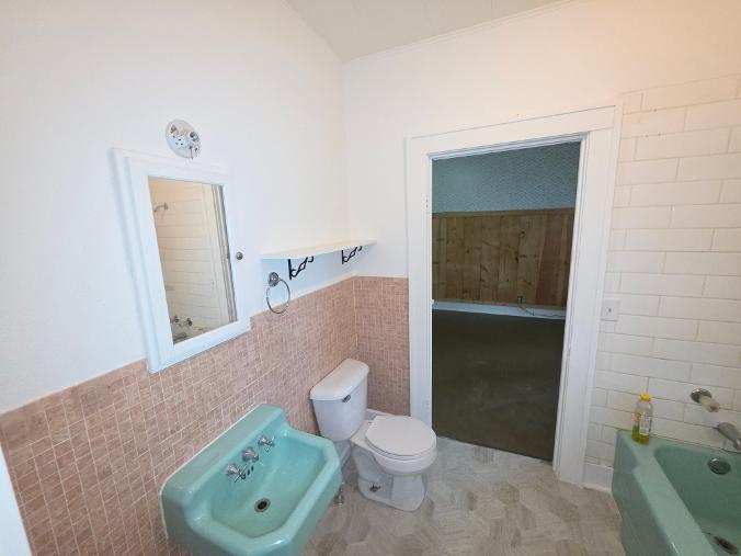 128 S 4th Street Okemah OK 74859
