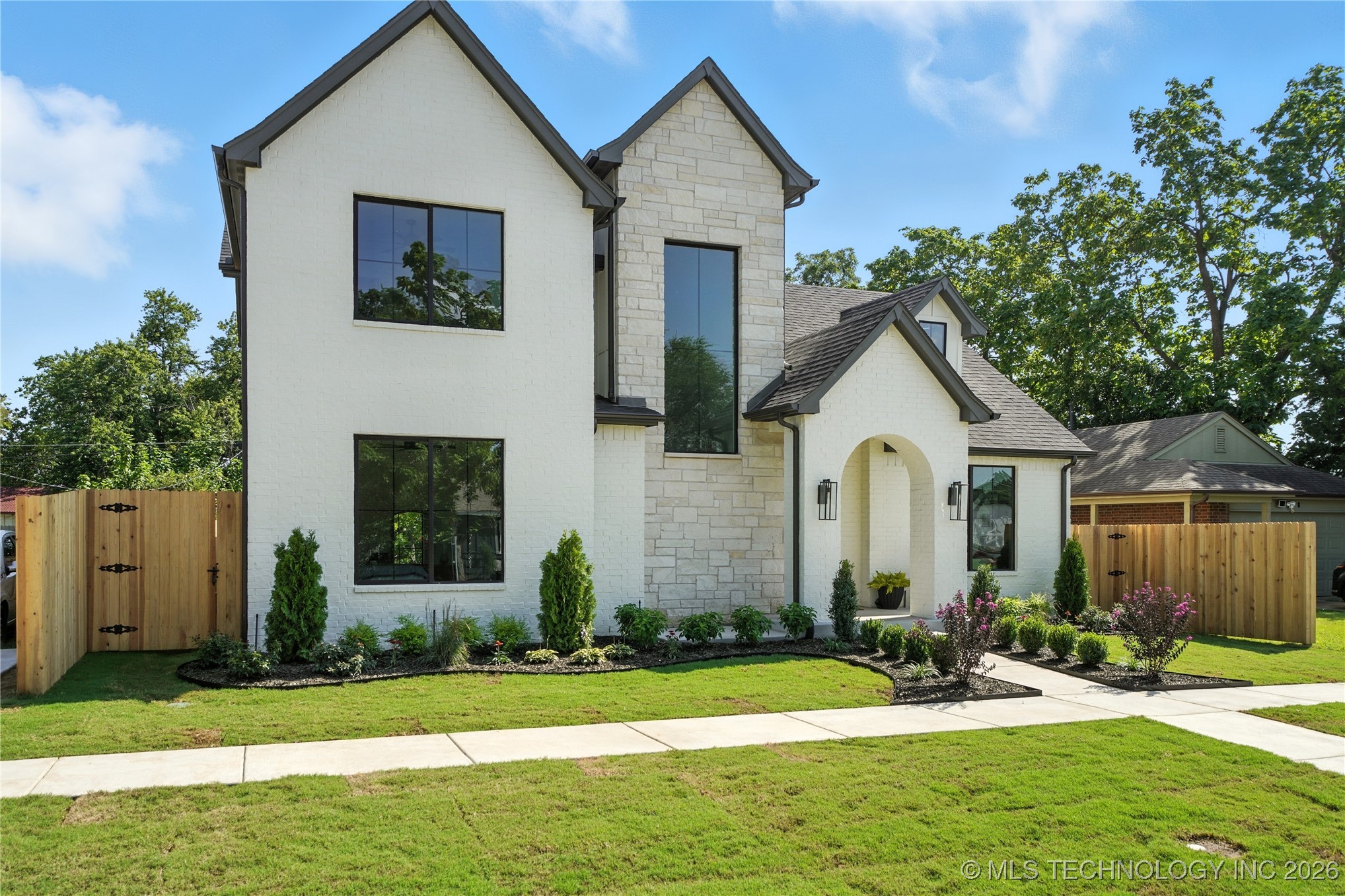 515 W El Paso Street Broken Arrow OK 74012