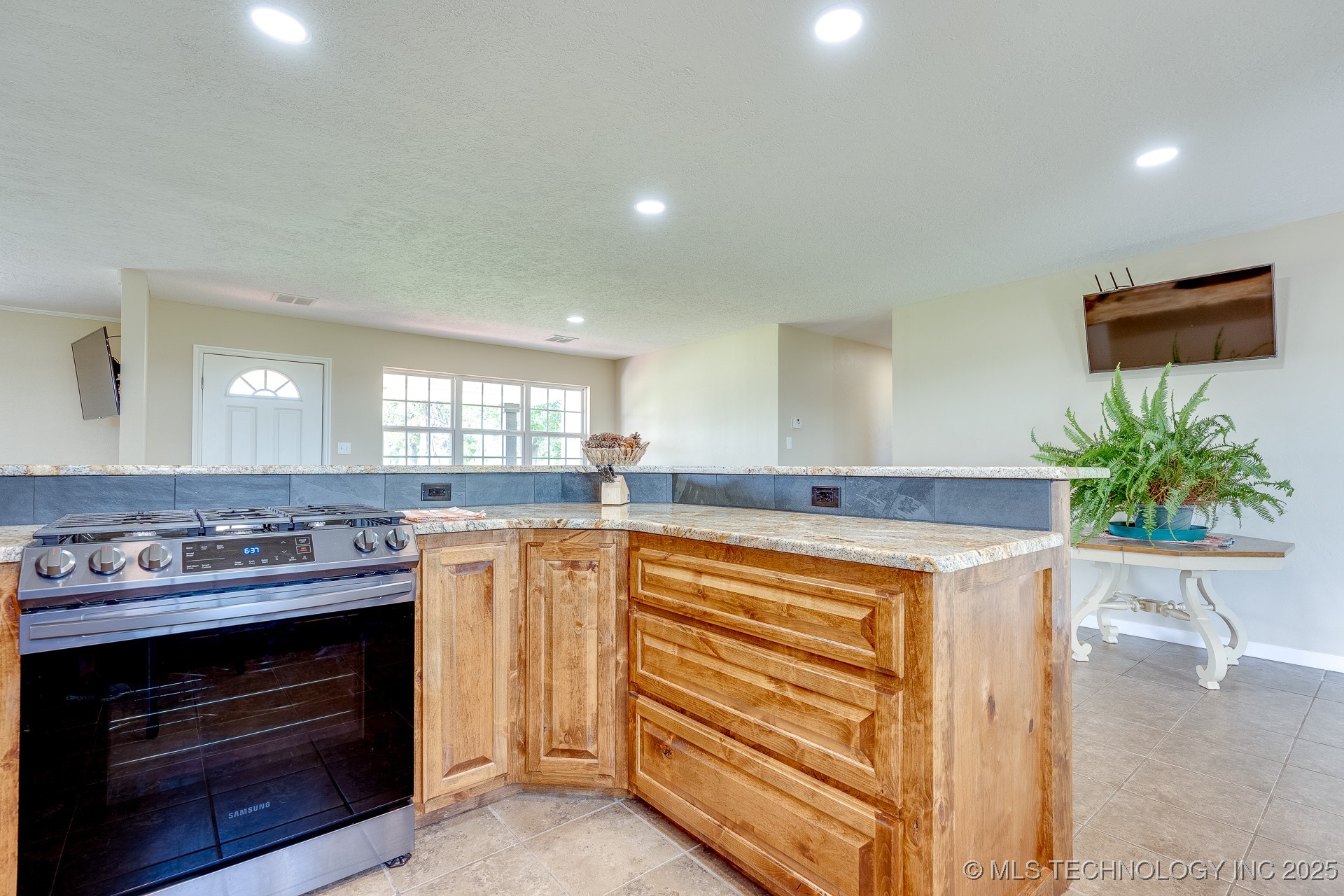 11551 County Road 1620 Fitzhugh OK 74843