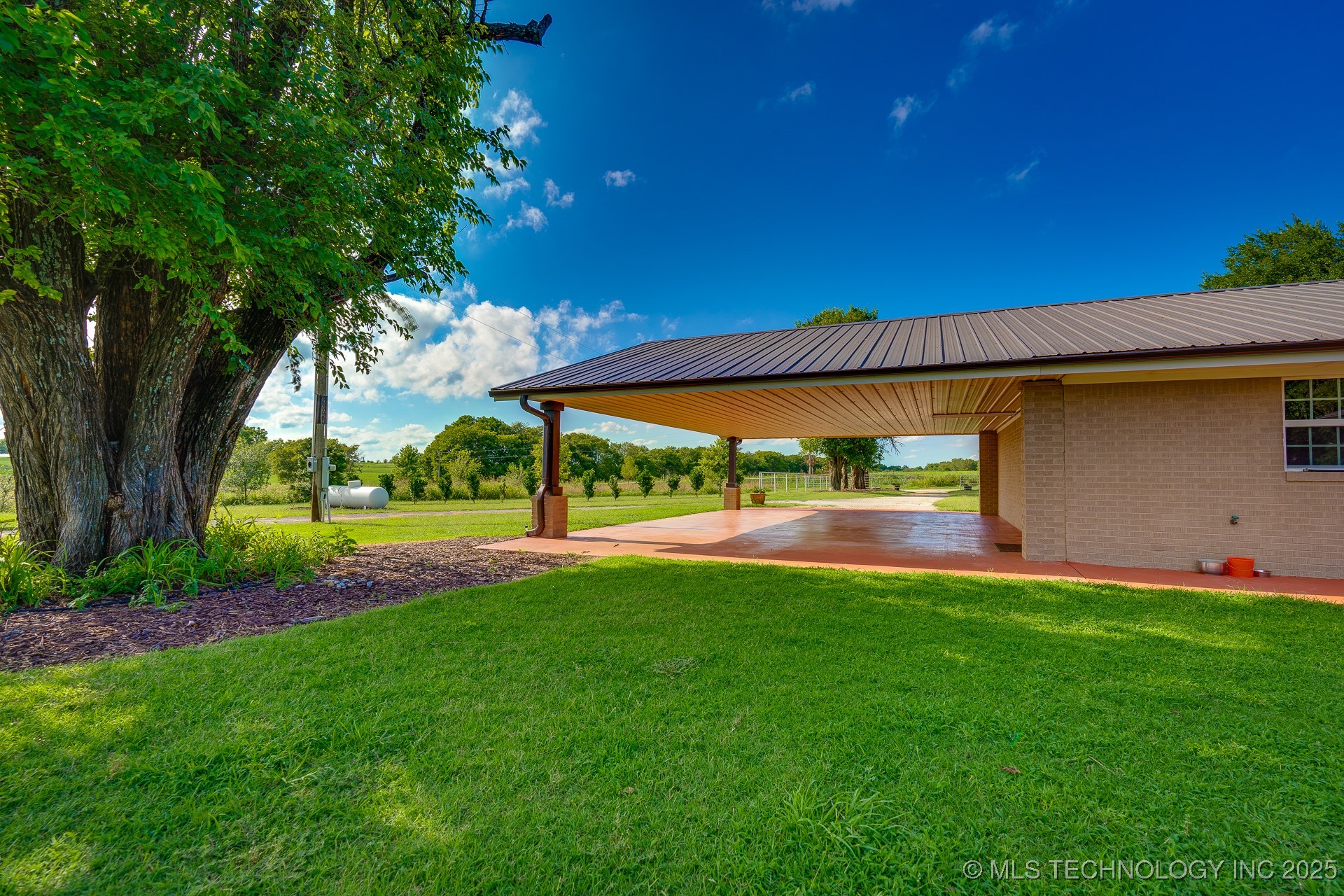 11551 County Road 1620 Fitzhugh OK 74843