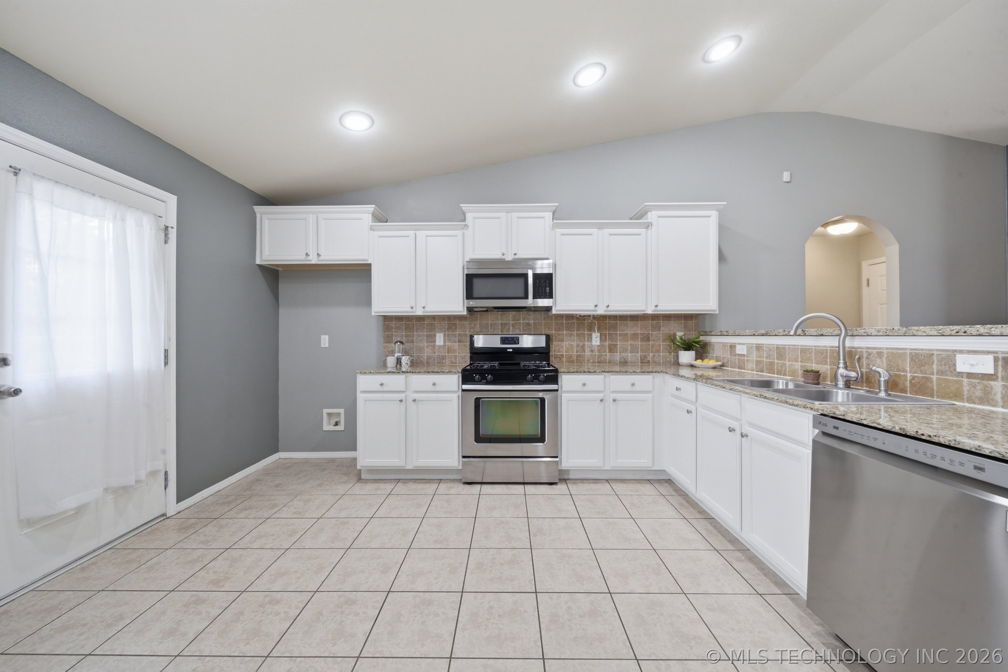 9180 S 256th East Avenue Broken Arrow OK 74014