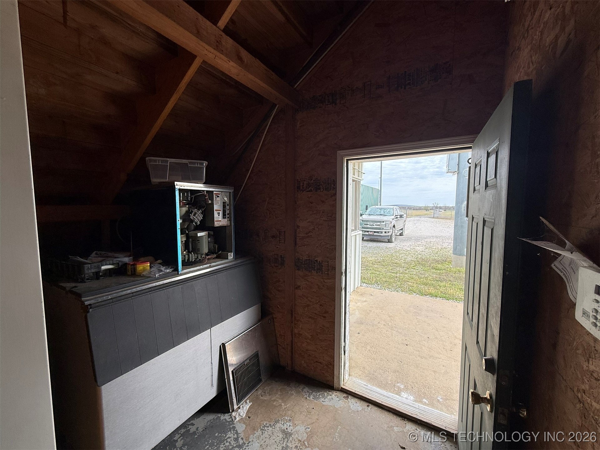 8100 Wainwright Road Oktaha OK 74450