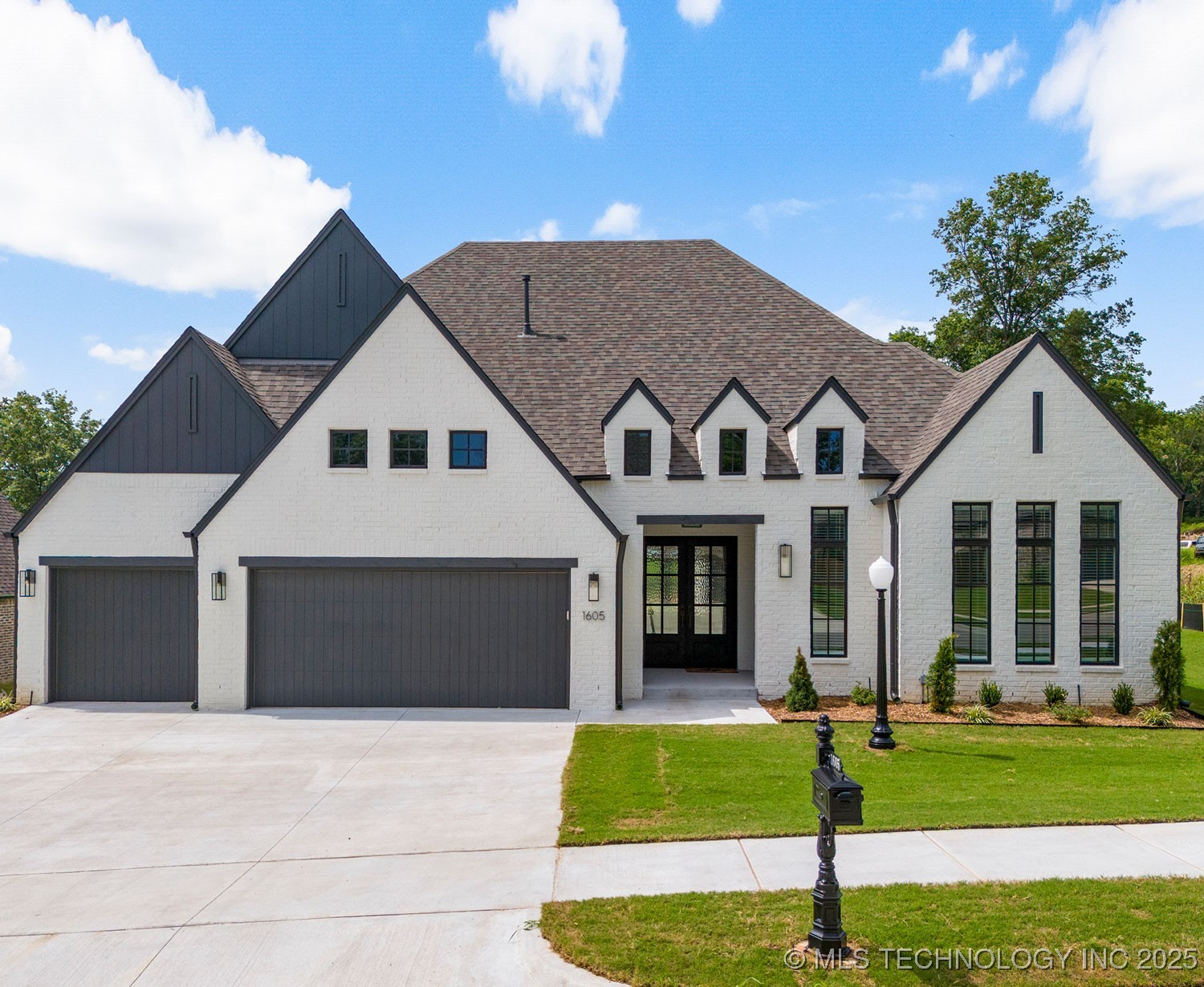 1605 Pinecrest Drive Claremore OK 74017