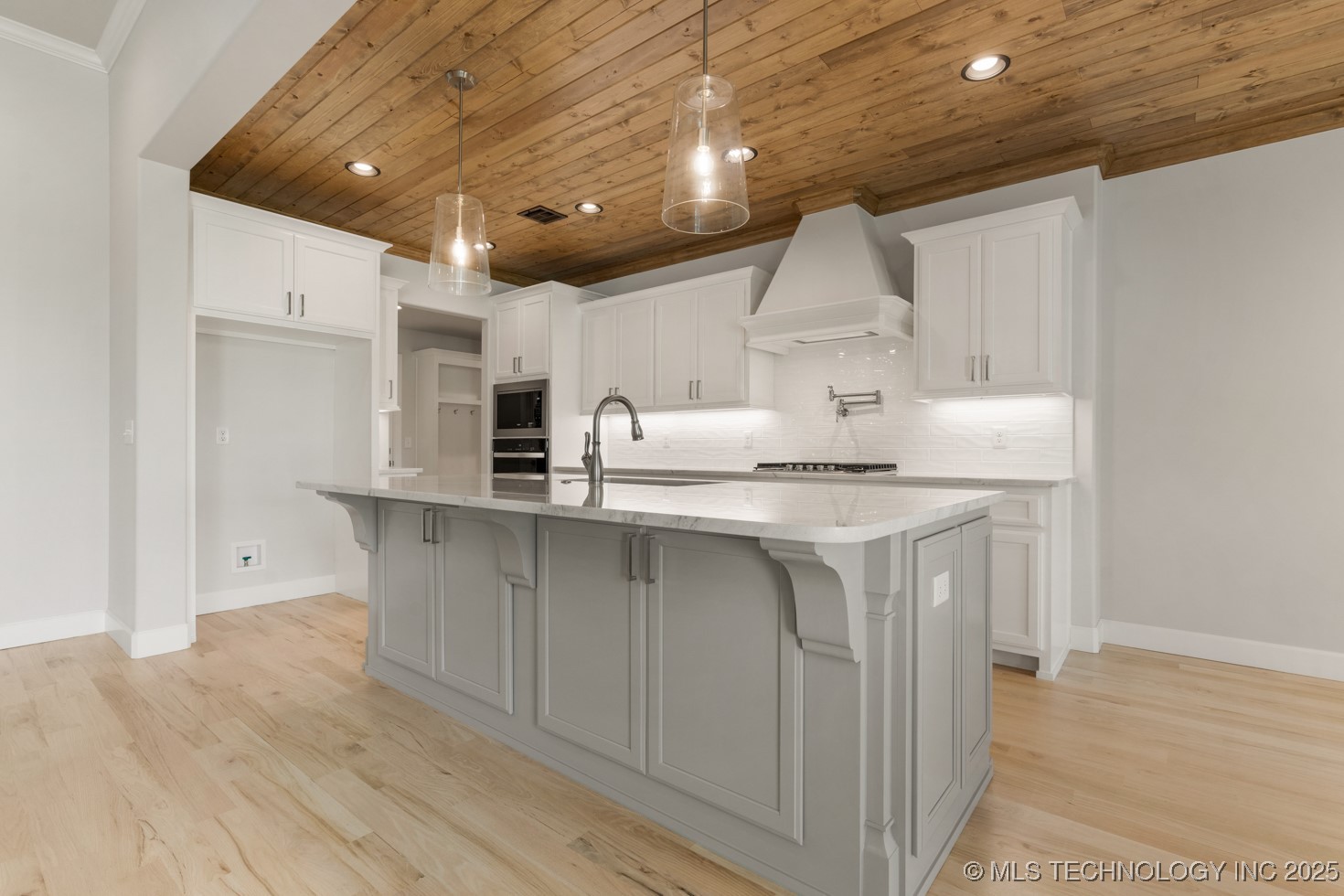 1605 Pinecrest Drive Claremore OK 74017