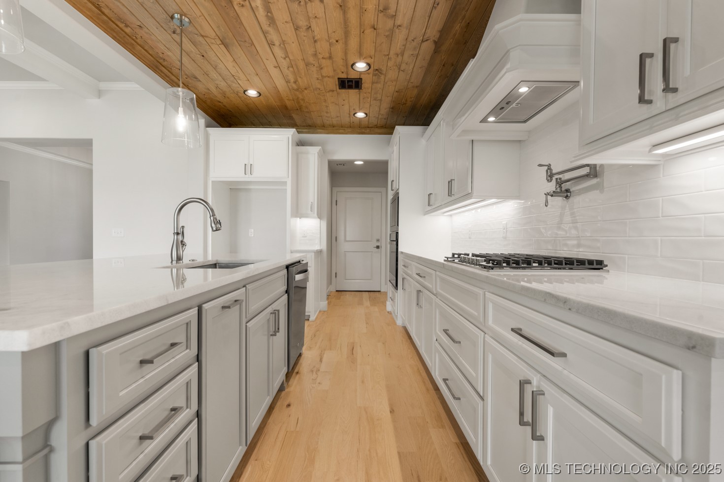 1605 Pinecrest Drive Claremore OK 74017