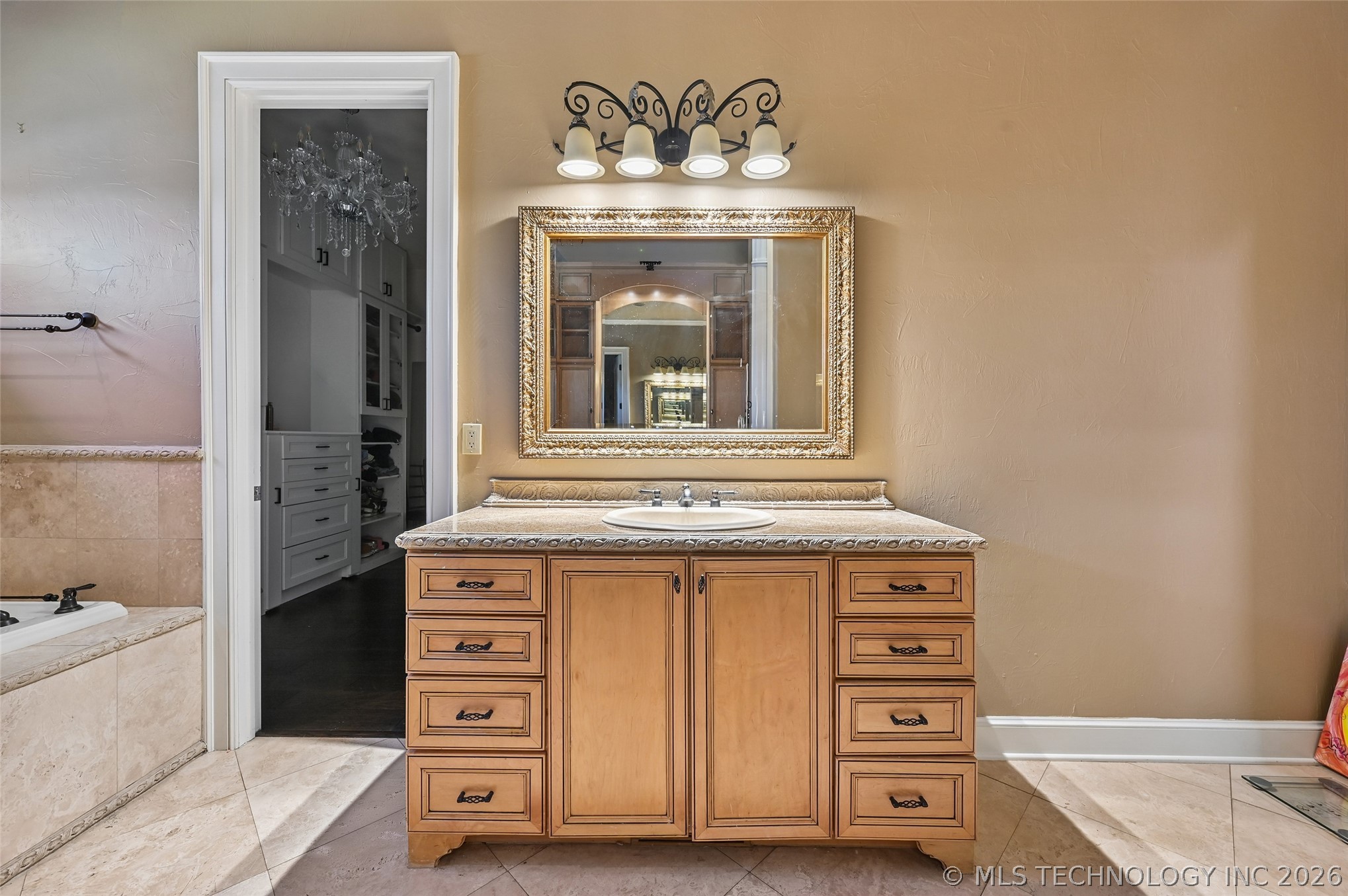 3752 S Xanthus Avenue Tulsa OK 74105