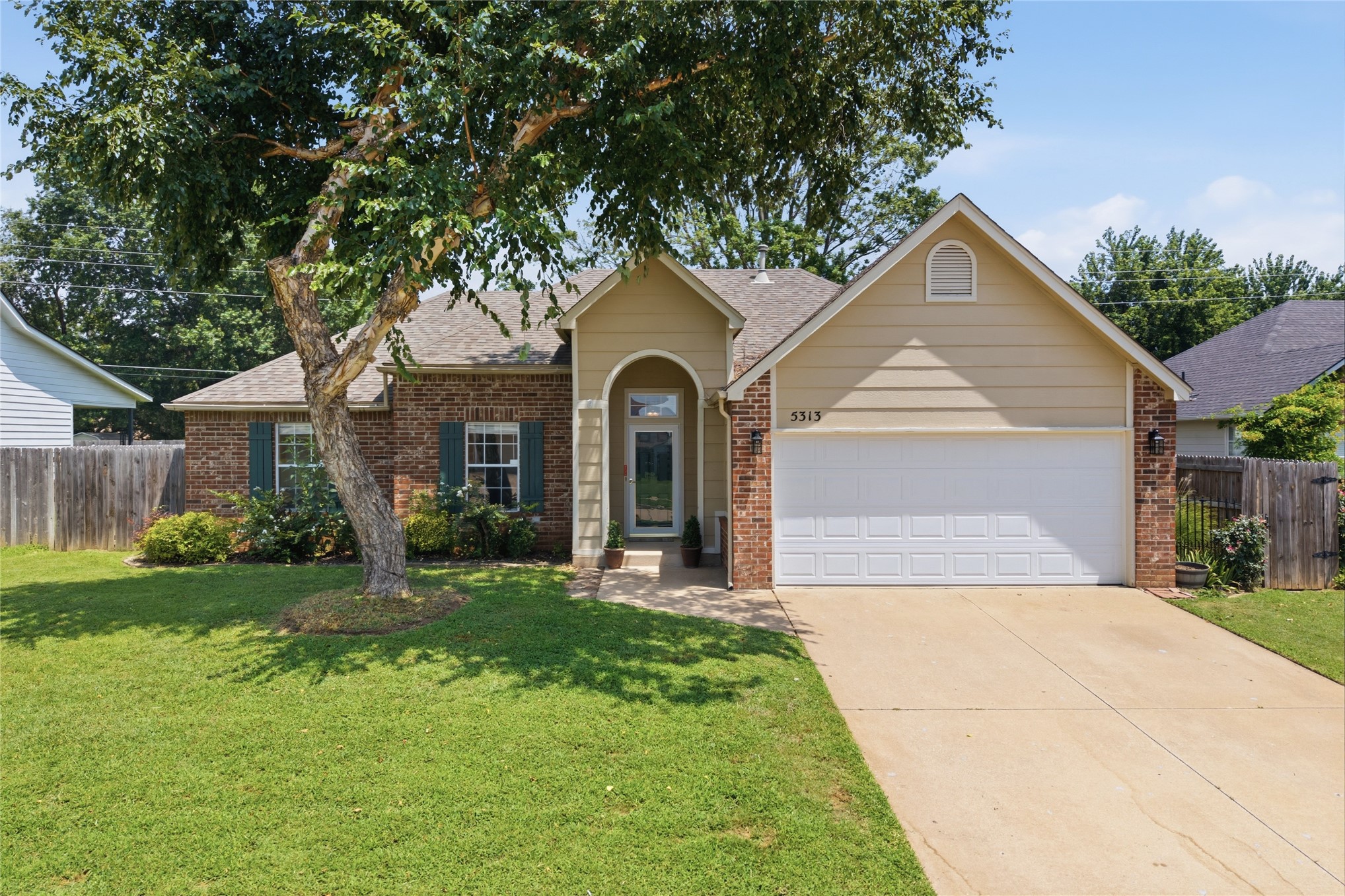 5313 S Maple Place Broken Arrow OK 74011
