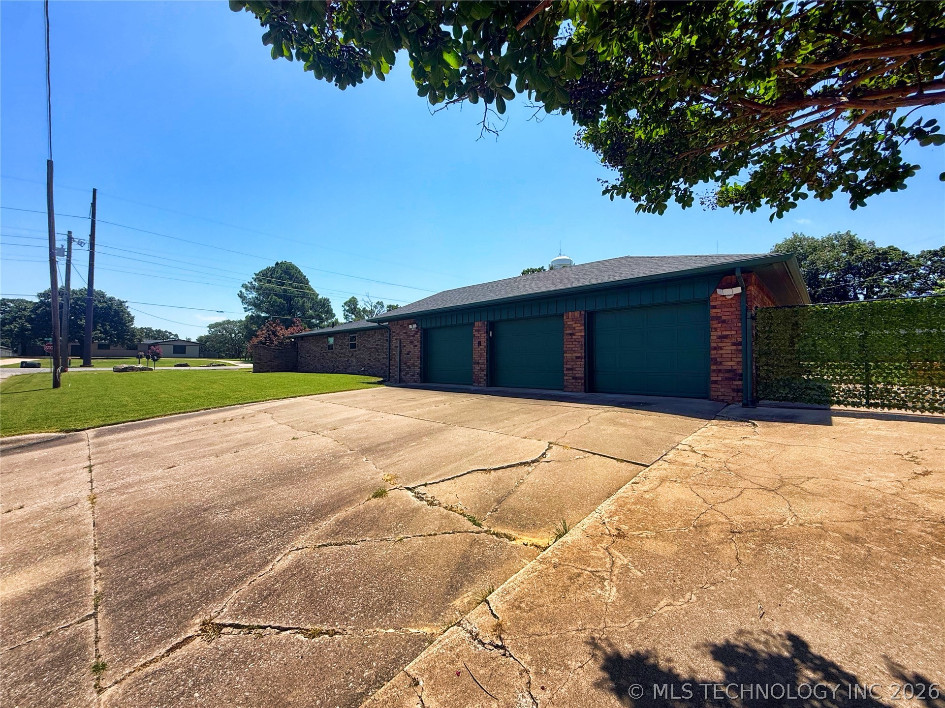 1311 Hillcrest Drive Henryetta OK 74437