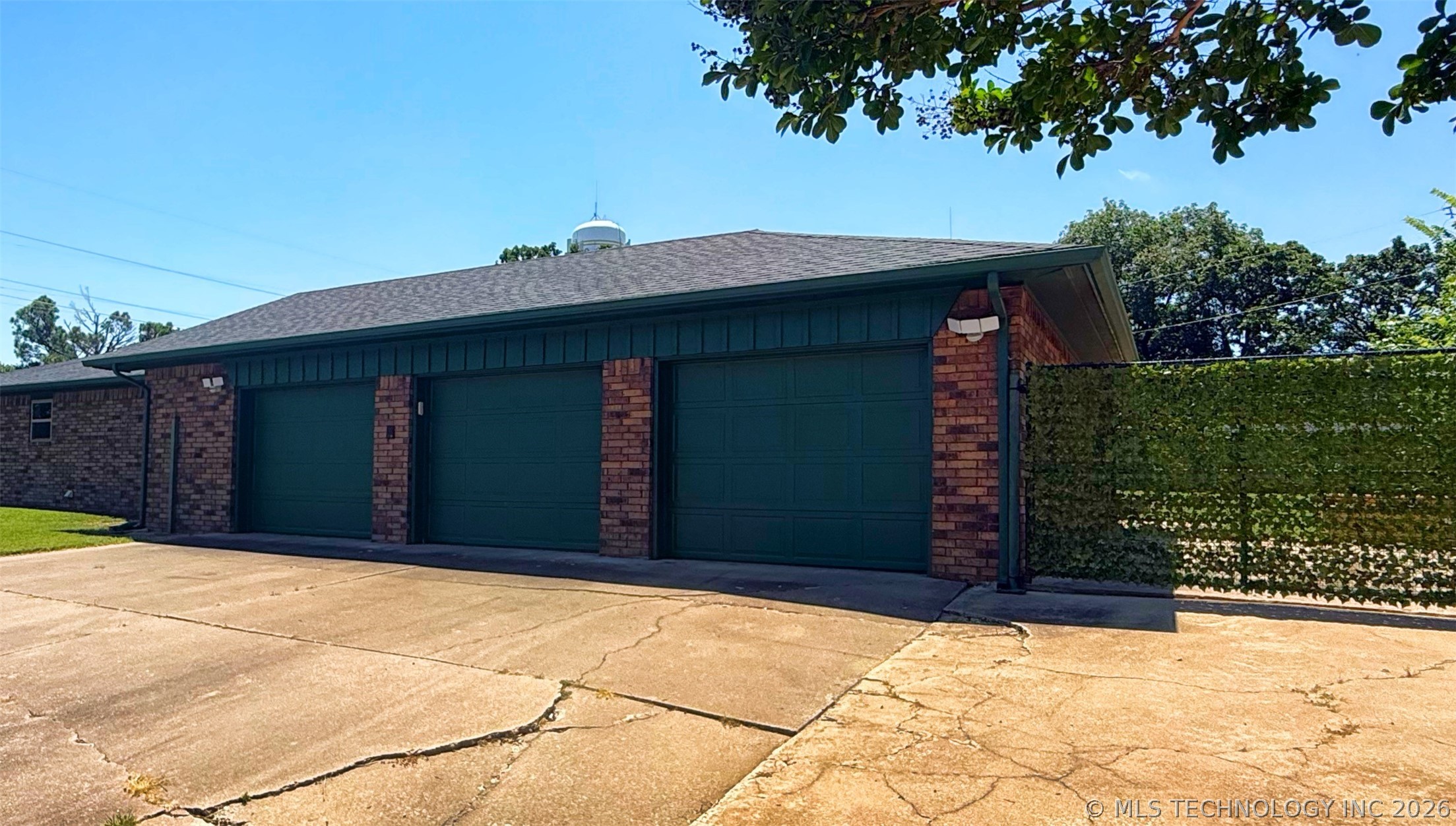 1311 Hillcrest Drive Henryetta OK 74437