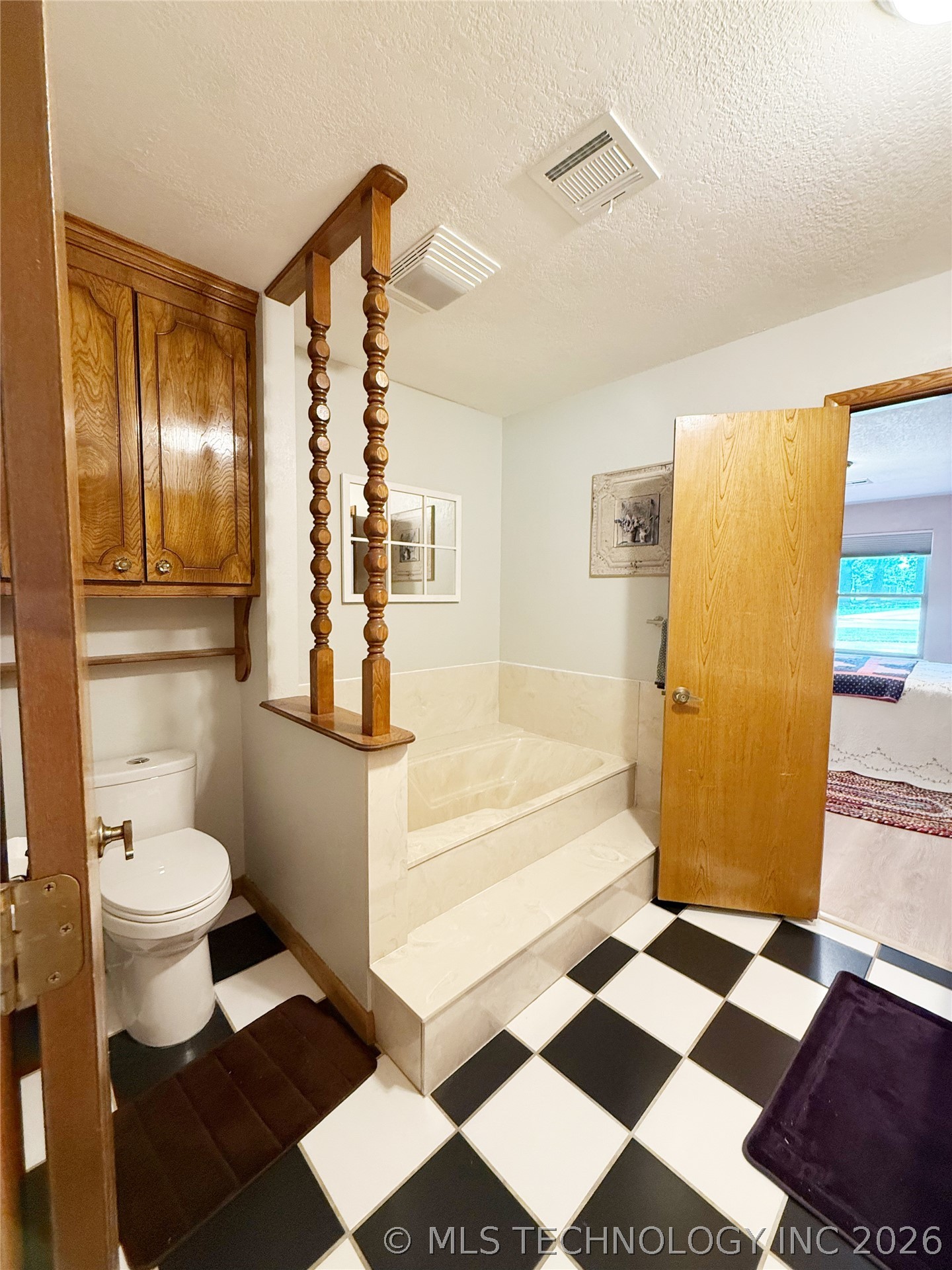 1311 Hillcrest Drive Henryetta OK 74437