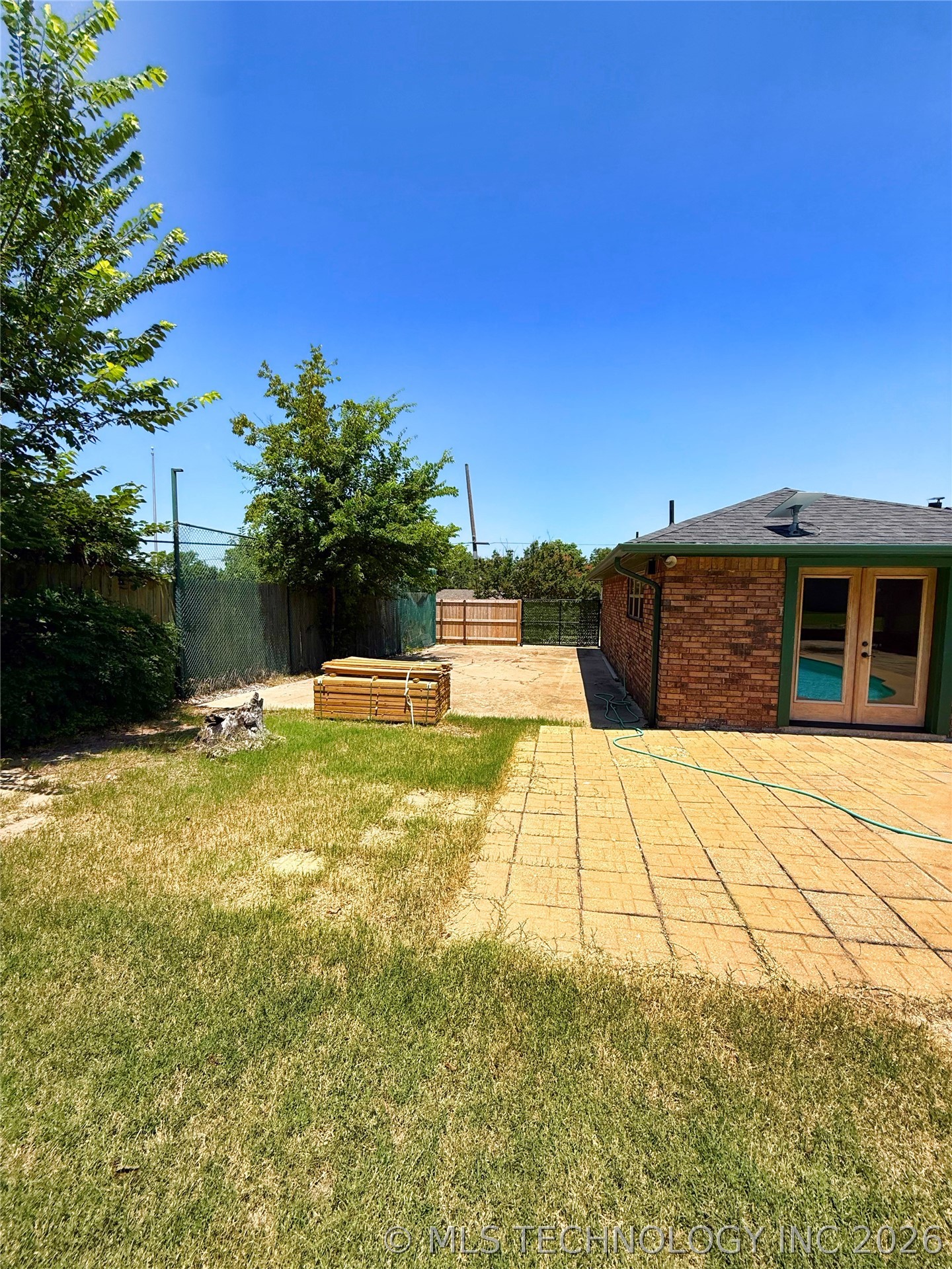 1311 Hillcrest Drive Henryetta OK 74437