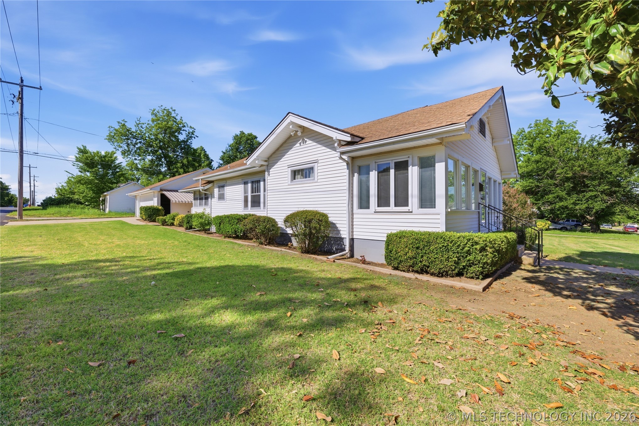 1348 E Mckinley Avenue Sapulpa OK 74066