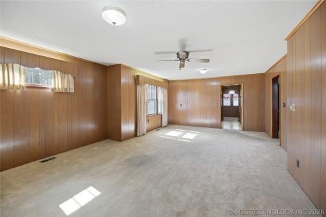 1348 E Mckinley Avenue Sapulpa OK 74066