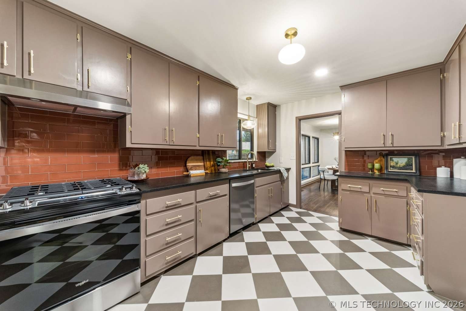 3572 S Toledo Place Tulsa OK 74135