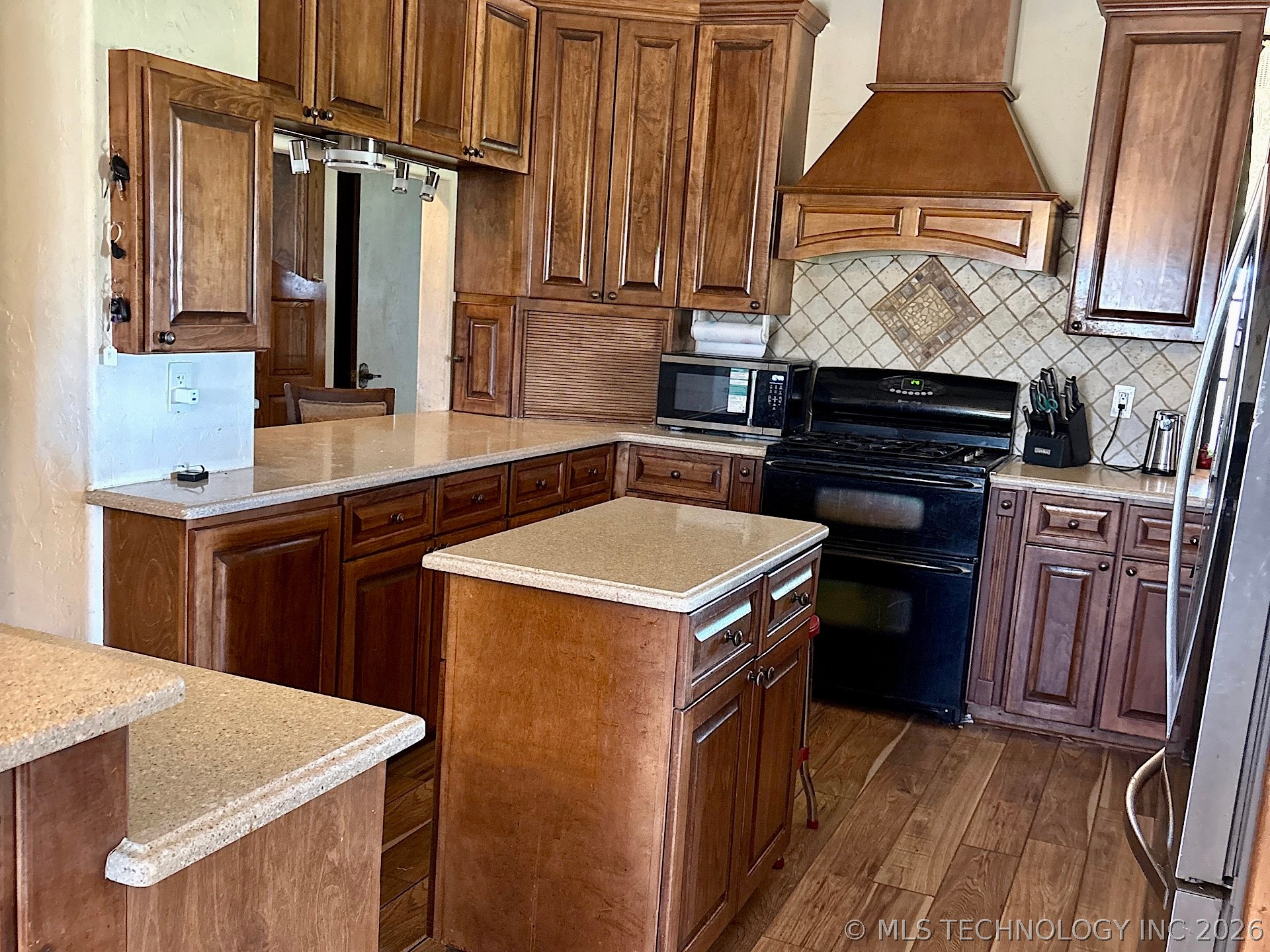 1007 S Wilson Avenue Cushing OK 74023