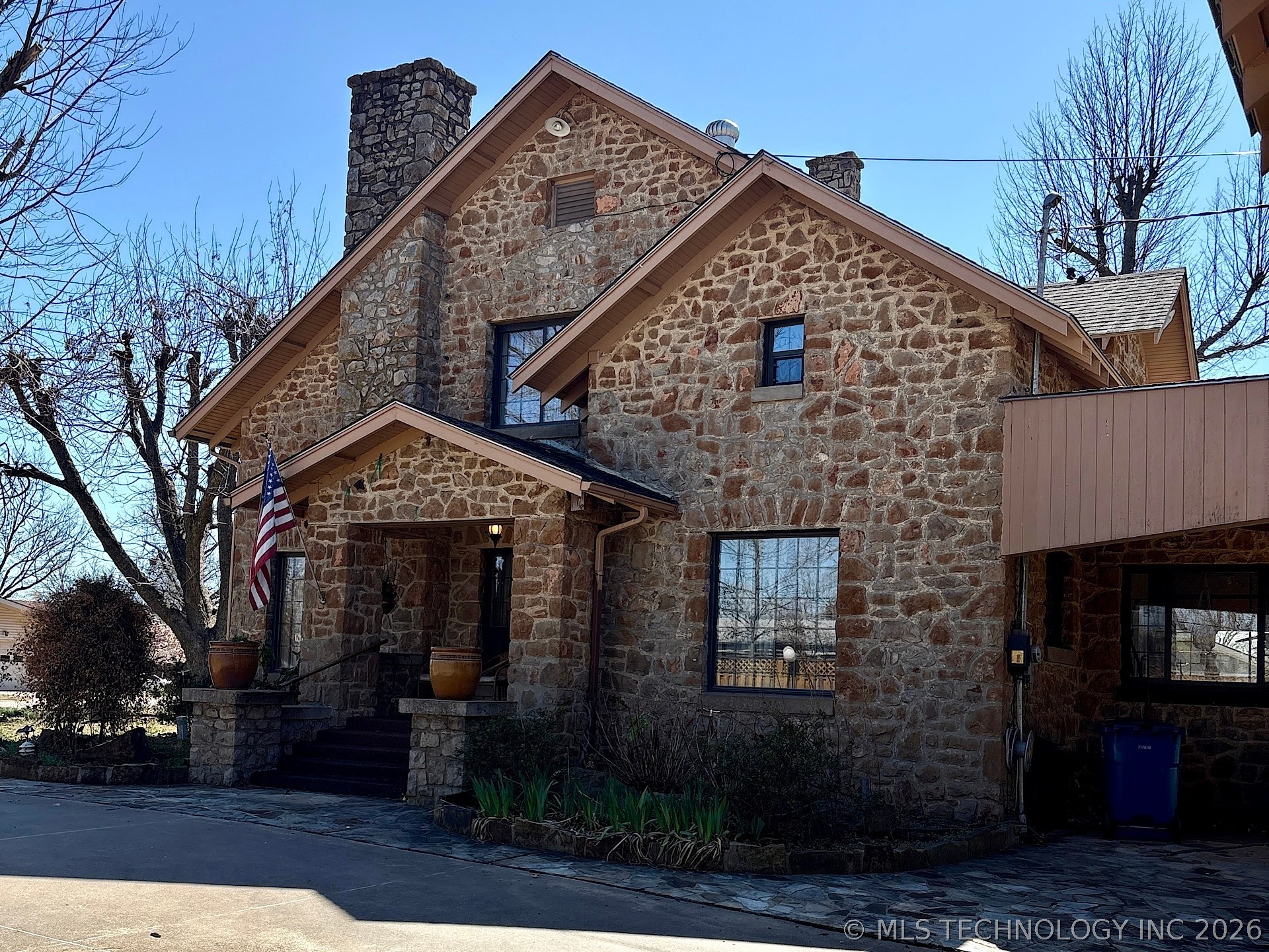 1007 S Wilson Avenue Cushing OK 74023