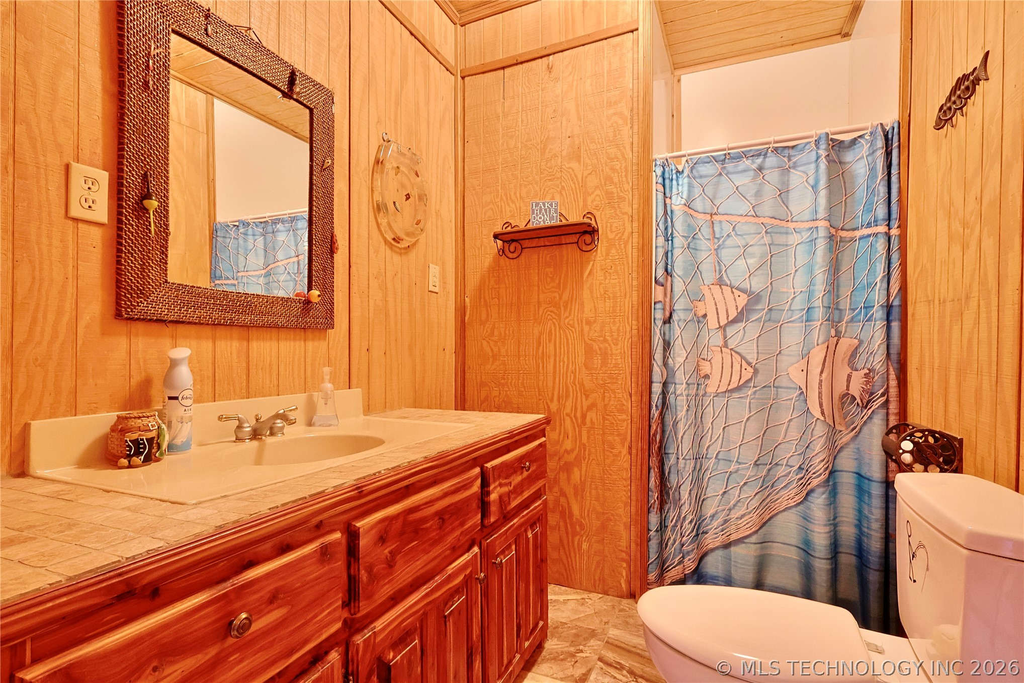 124 London Dock Lane Canadian OK 74425