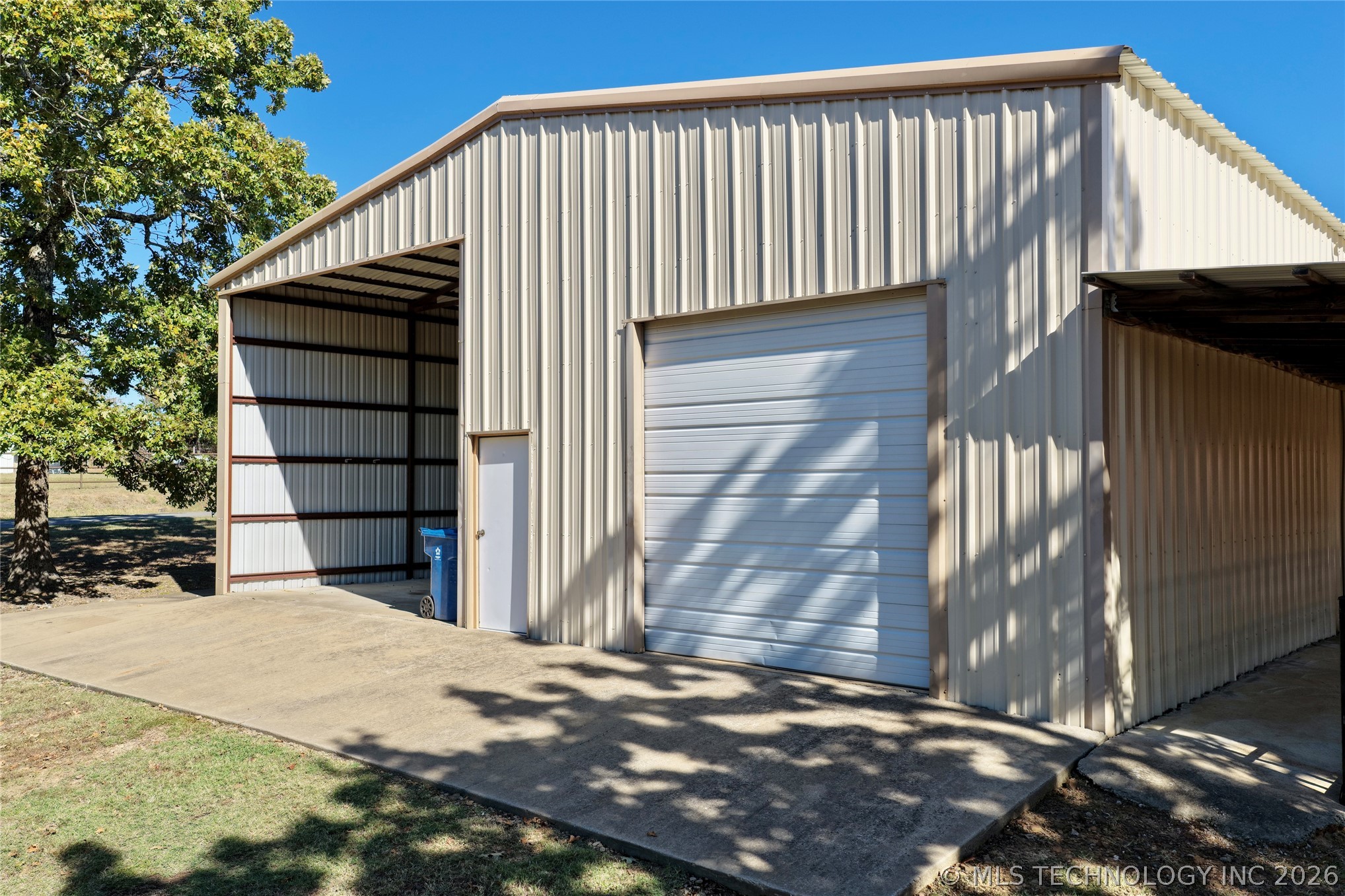 124 London Dock Lane Canadian OK 74425