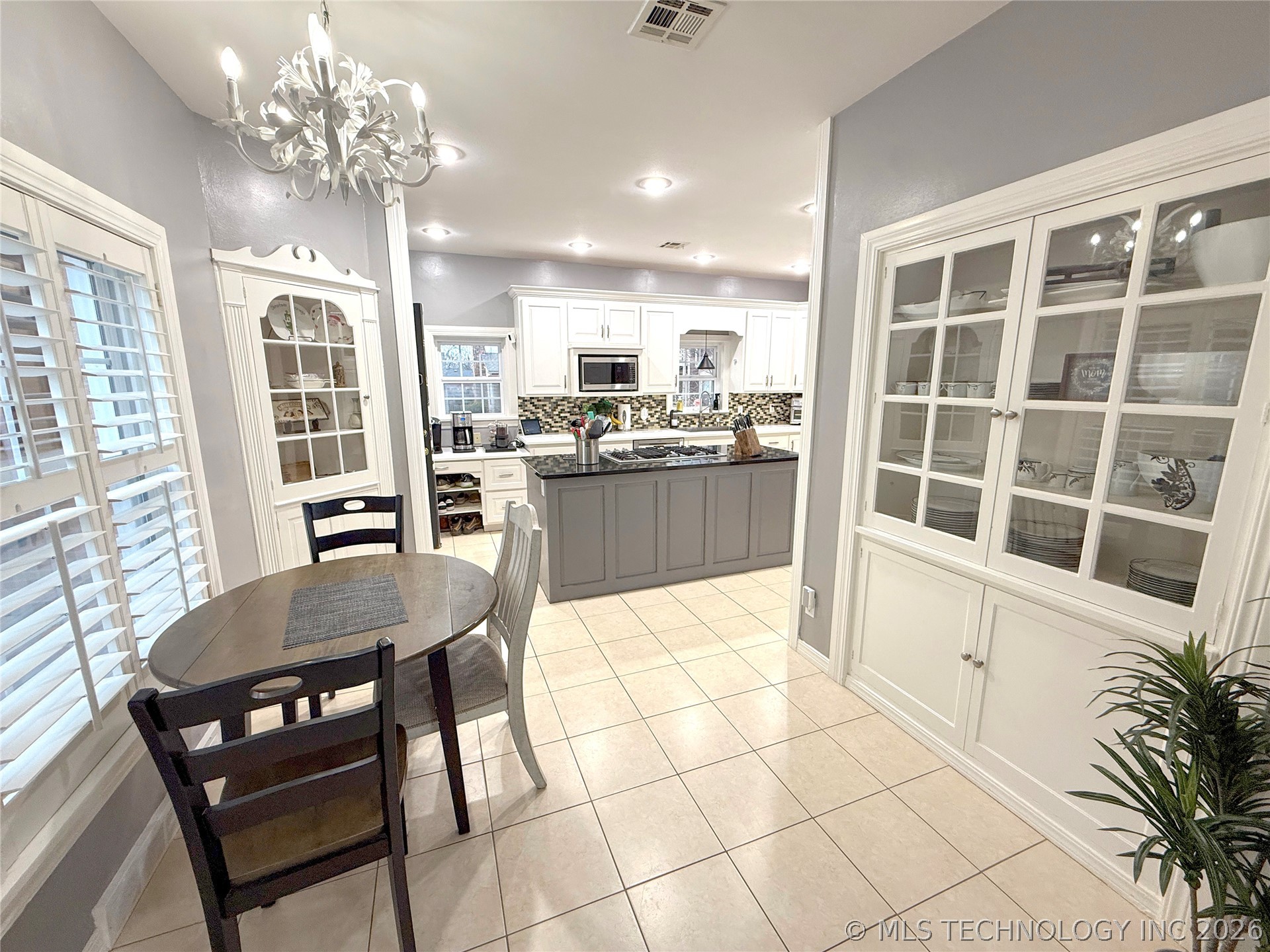 515 W Kings Road Ada OK 74820