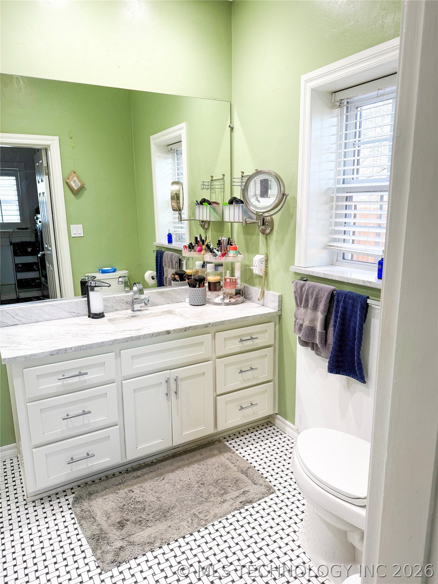 515 W Kings Road Ada OK 74820