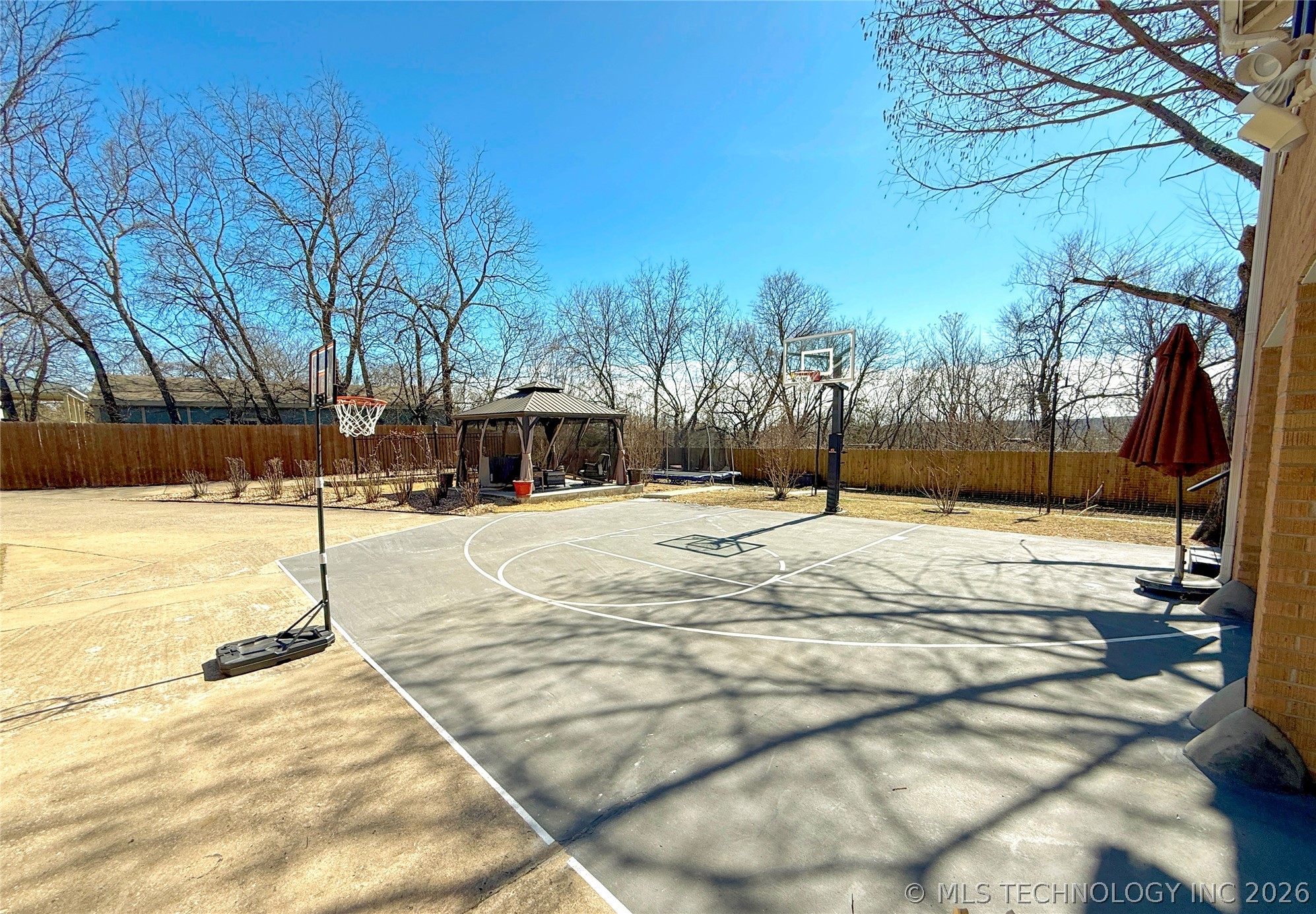 515 W Kings Road Ada OK 74820