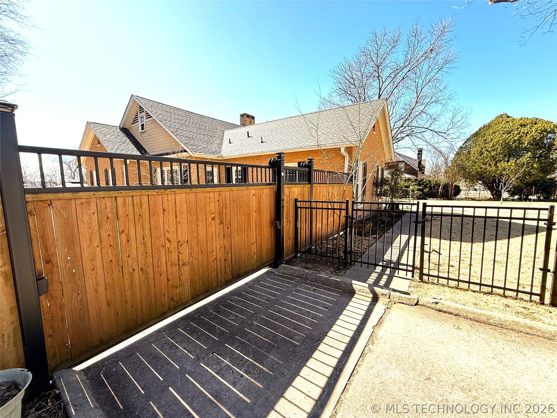 515 W Kings Road Ada OK 74820