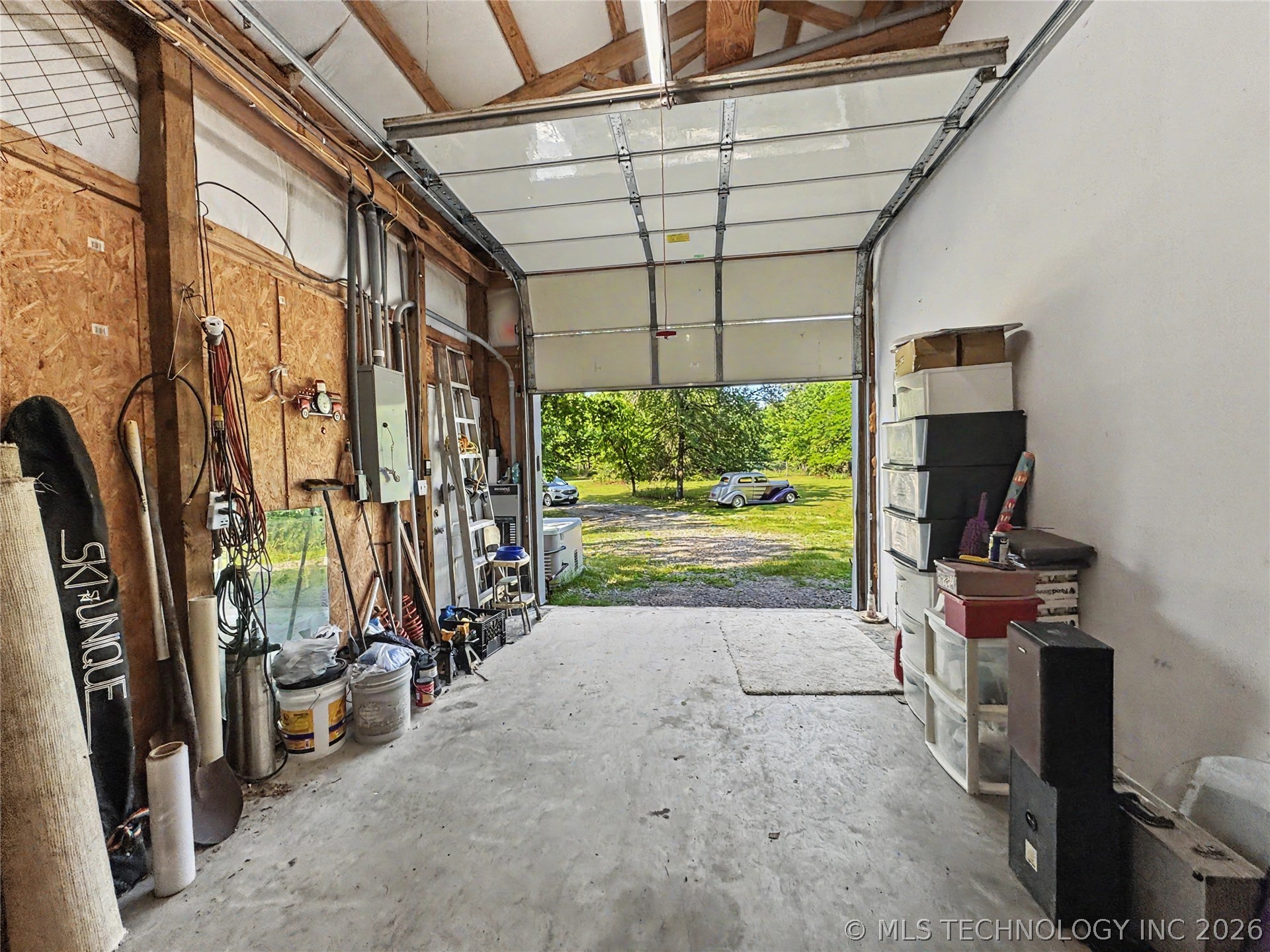 32424 S Pigeon Road Park Hill OK 74451