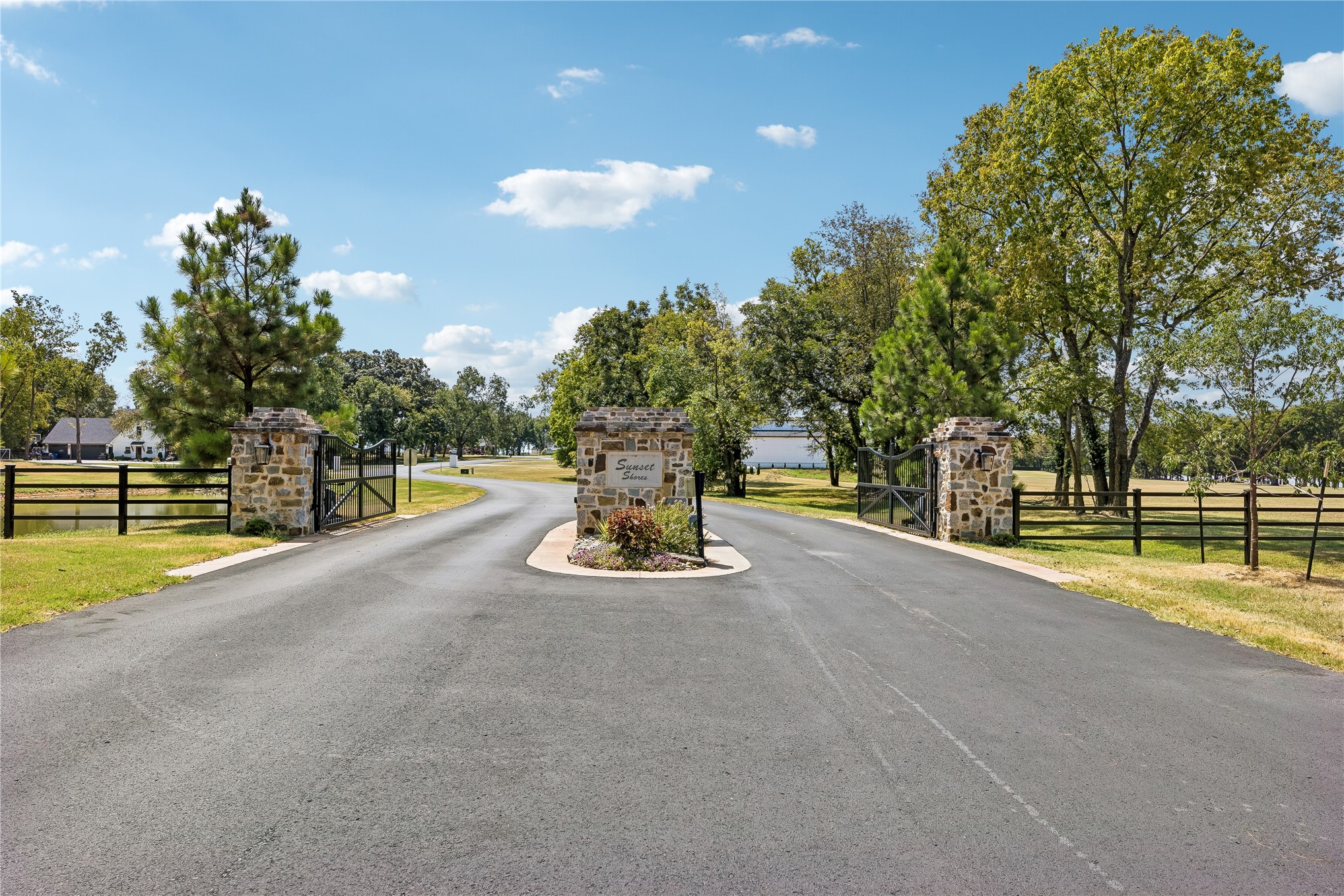 831 N 4389 Lane Pryor OK 74361