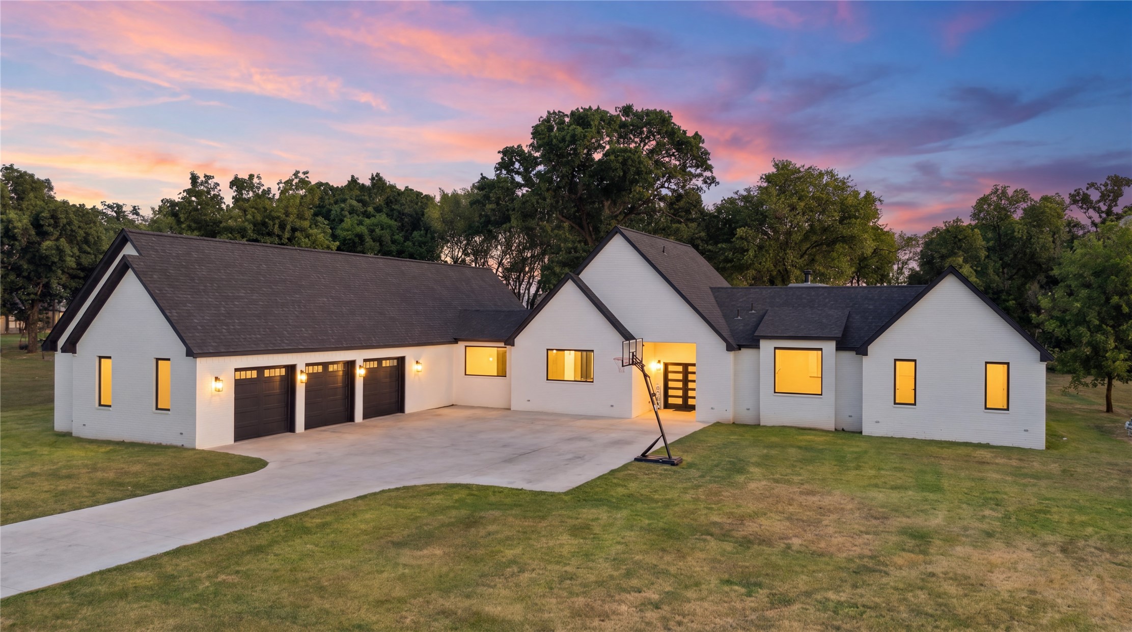 831 N 4389 Lane Pryor OK 74361