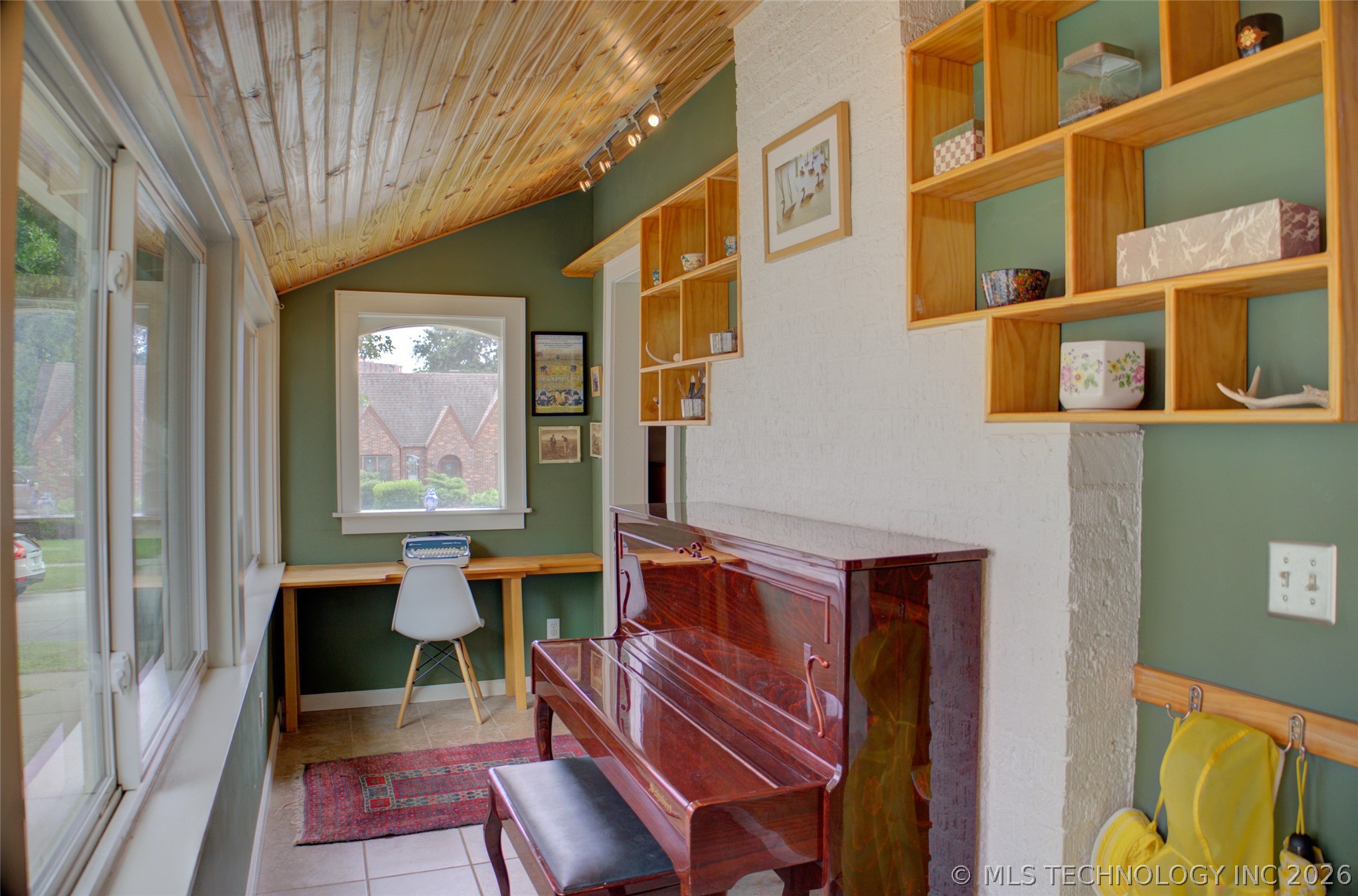 2119 E 17th Place Tulsa OK 74104