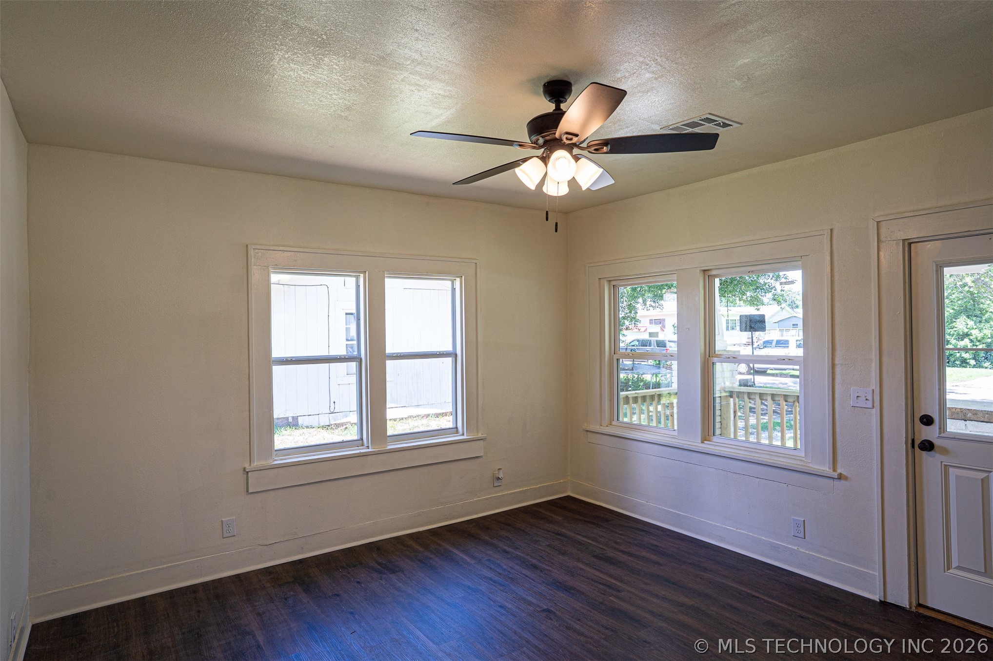 407 S 8th Okemah OK 74859