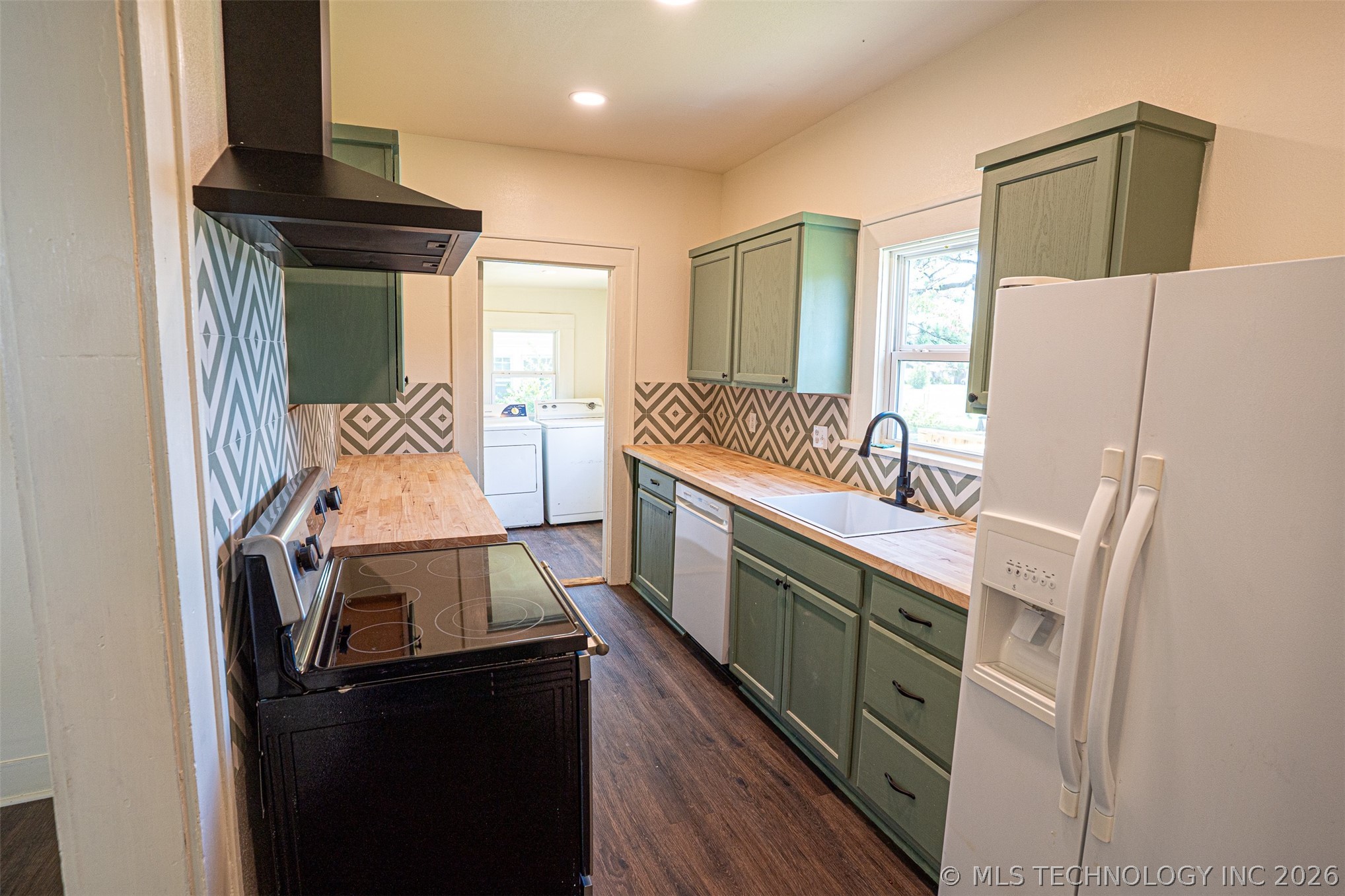 407 S 8th Okemah OK 74859