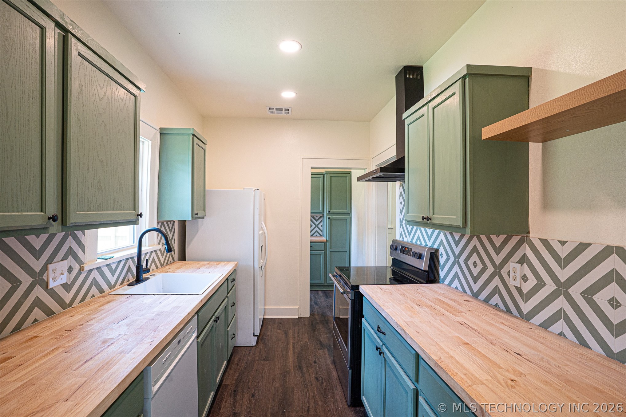 407 S 8th Okemah OK 74859