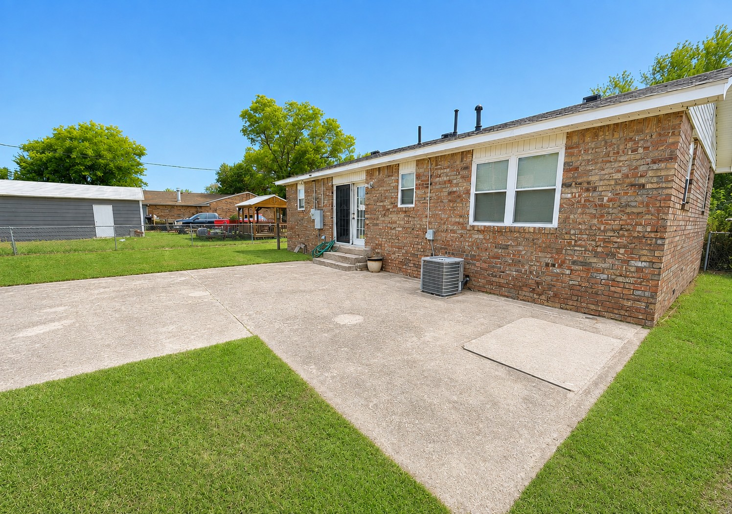 217 N Garrison Avenue N Sperry OK 74073