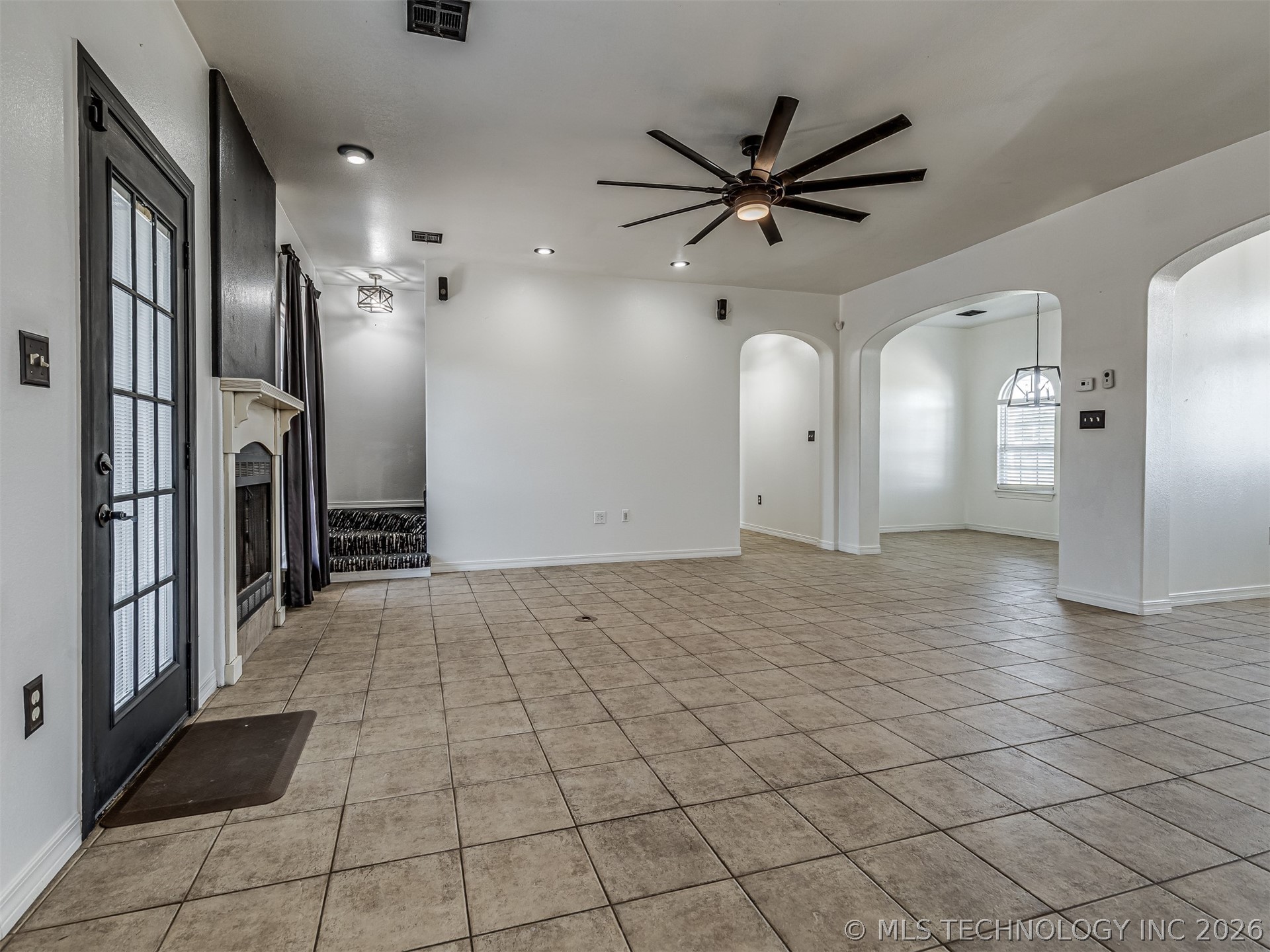420 NW 5th Pryor OK 74361
