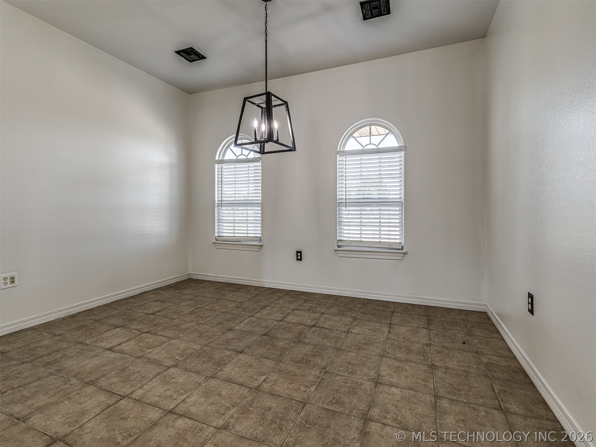 420 NW 5th Pryor OK 74361