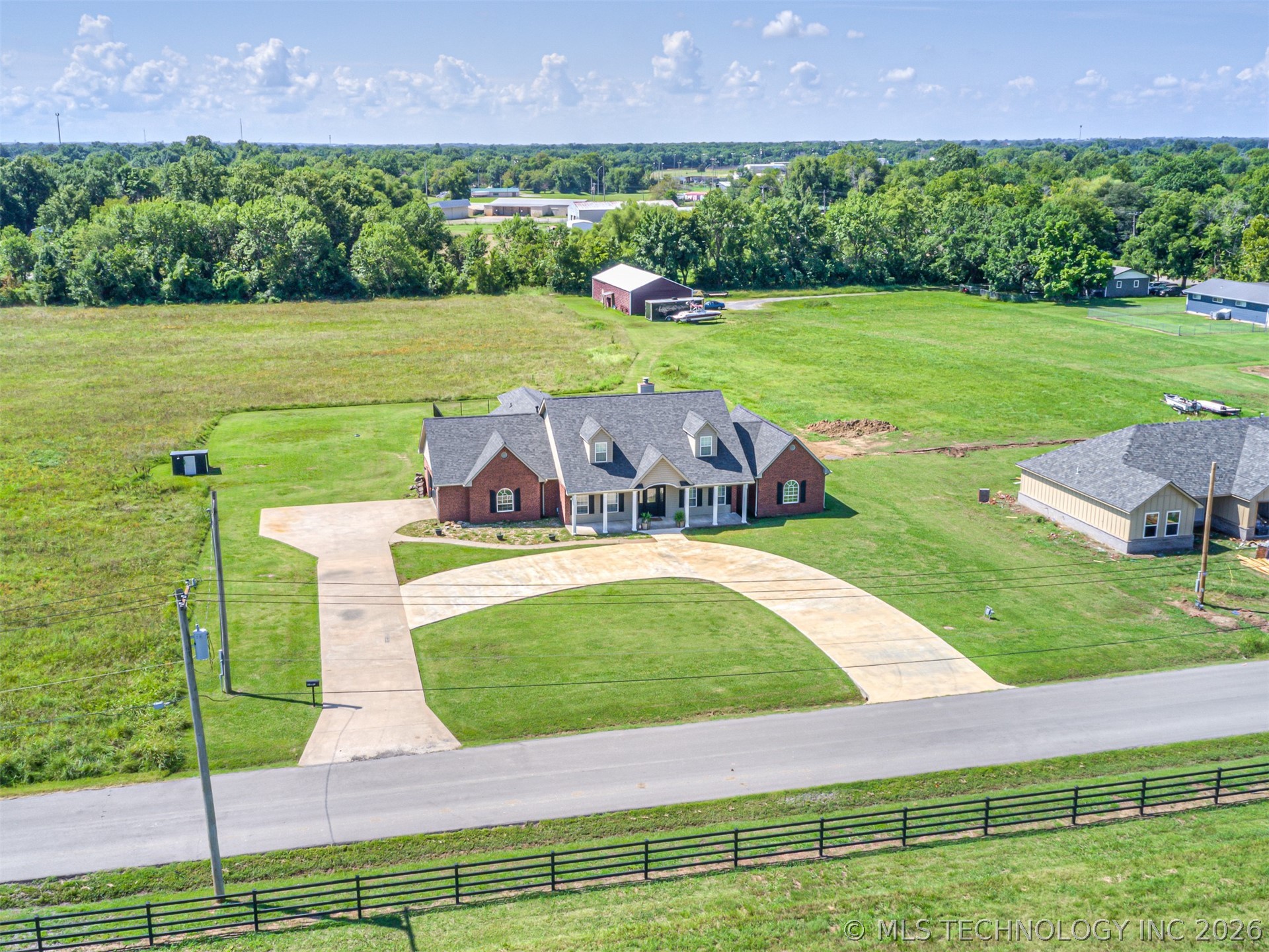 420 NW 5th Pryor OK 74361