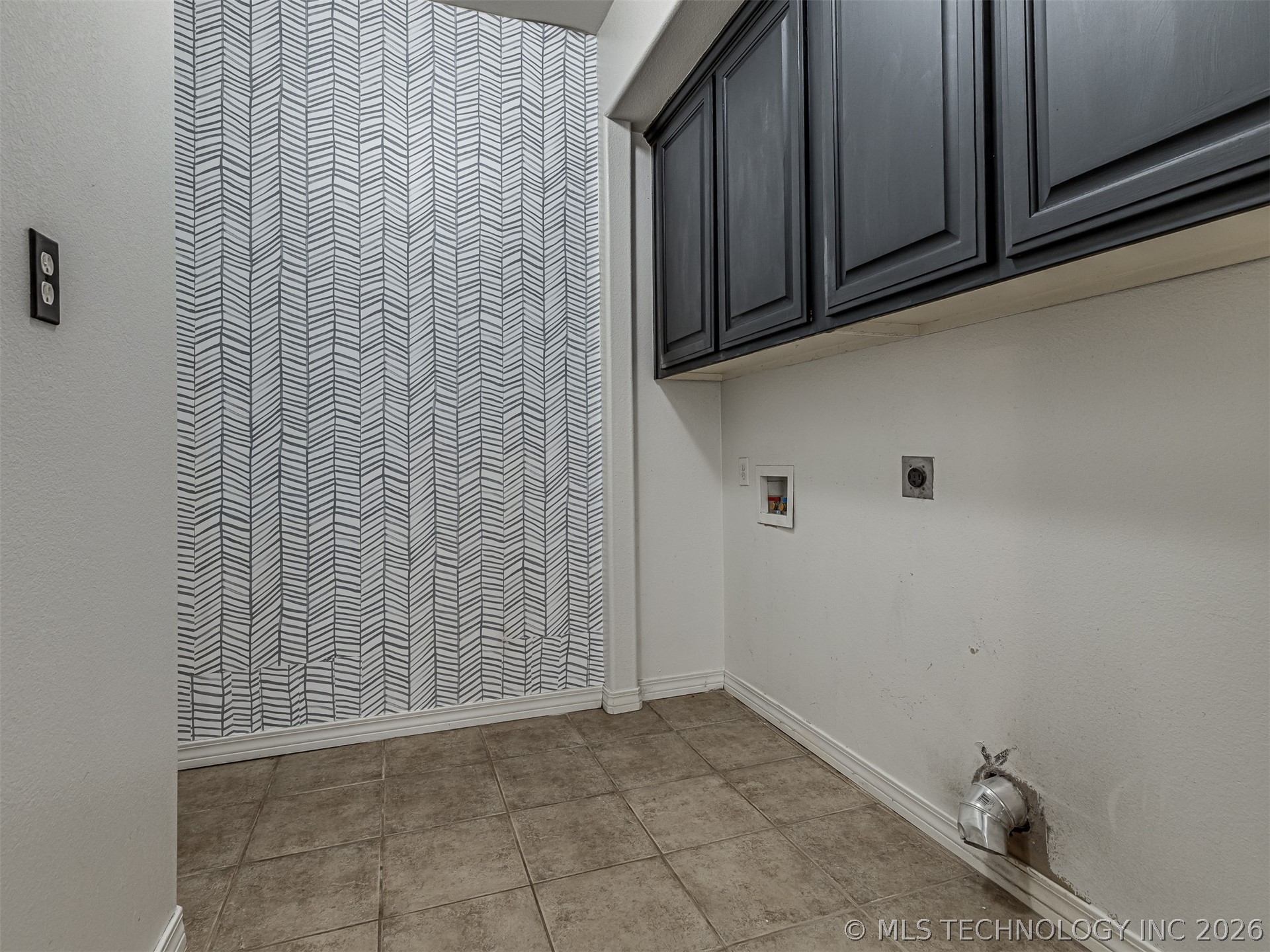 420 NW 5th Pryor OK 74361