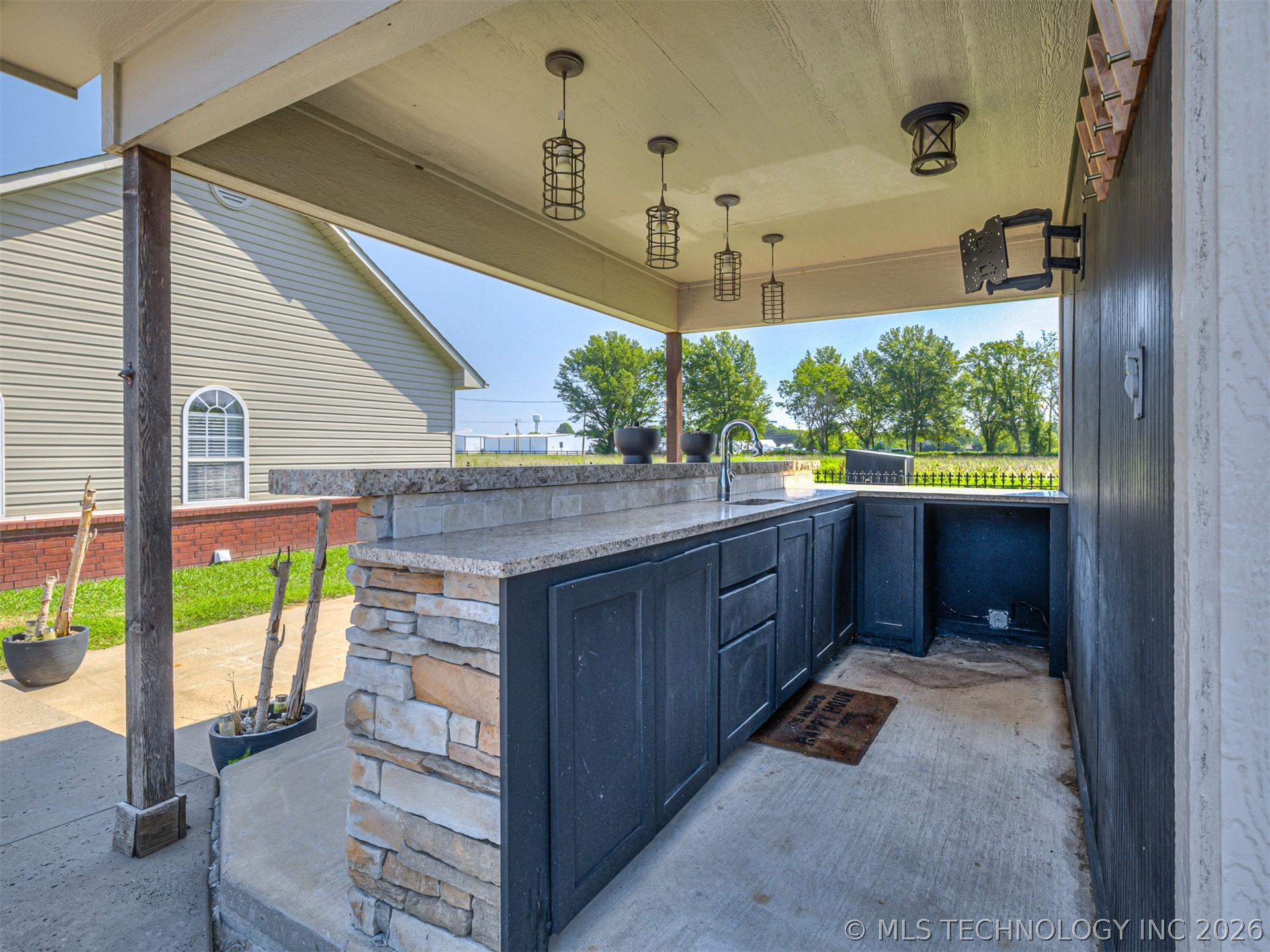 420 NW 5th Pryor OK 74361